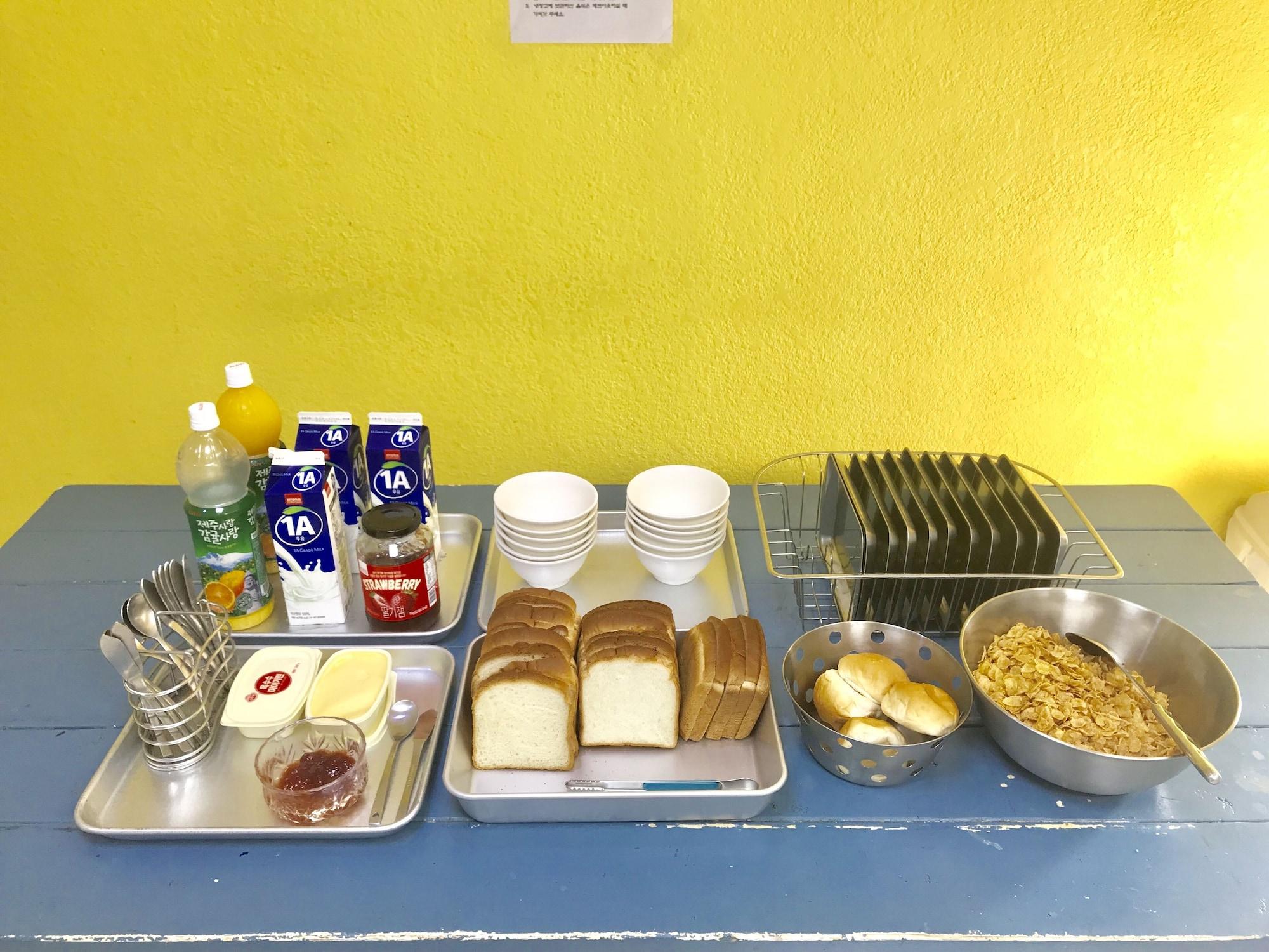 Restaurant Slow Citi Guesthouse - Hostel