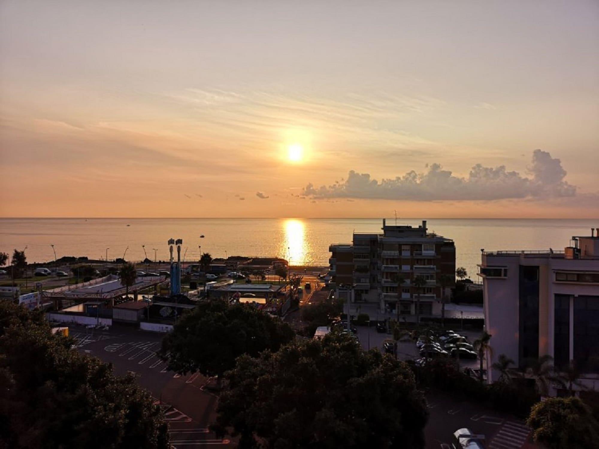 Vista Exterior Nettuno B&B