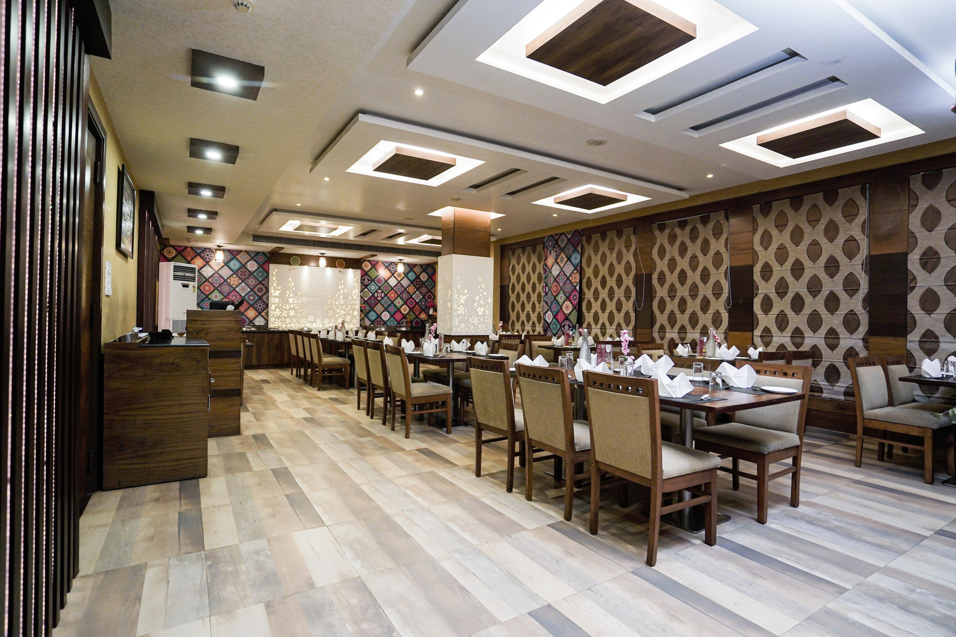 Restaurant The Golden Apple