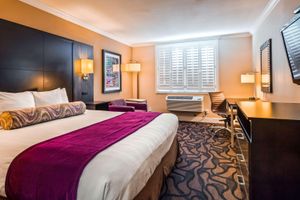 Alojamiento - Best Western Plus Airport Plaza