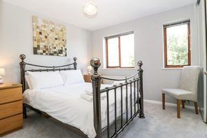 Alquiler Vacacional - 16 Mythern Meadow