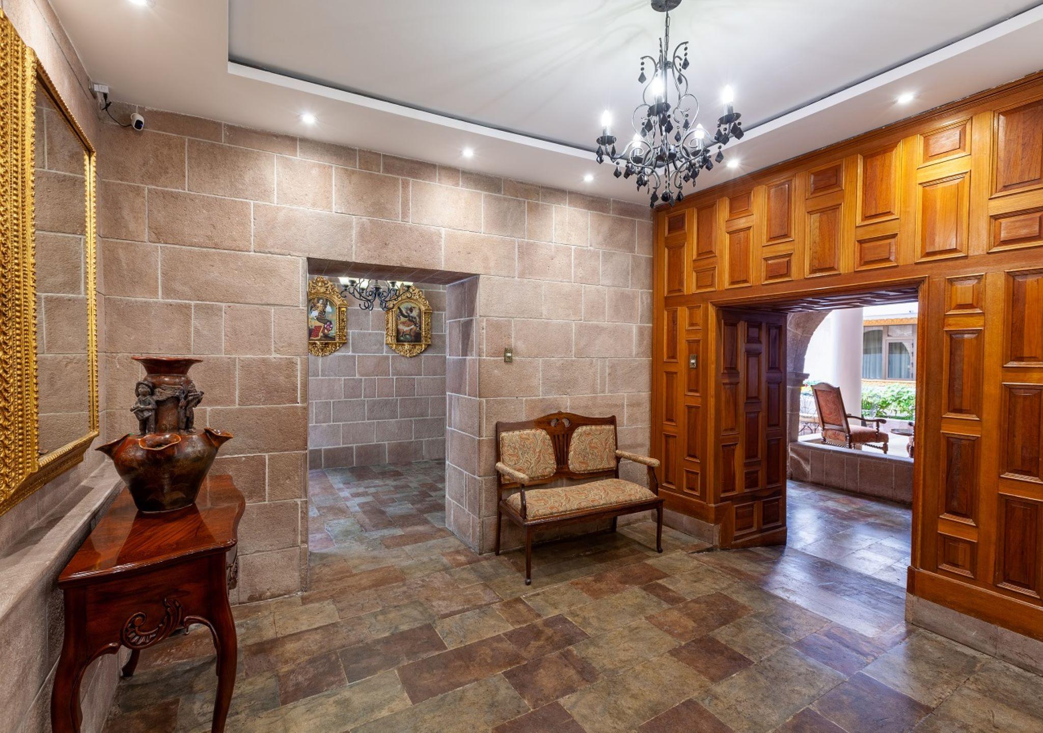 Vista Lobby Terra Andina Colonial Mansion
