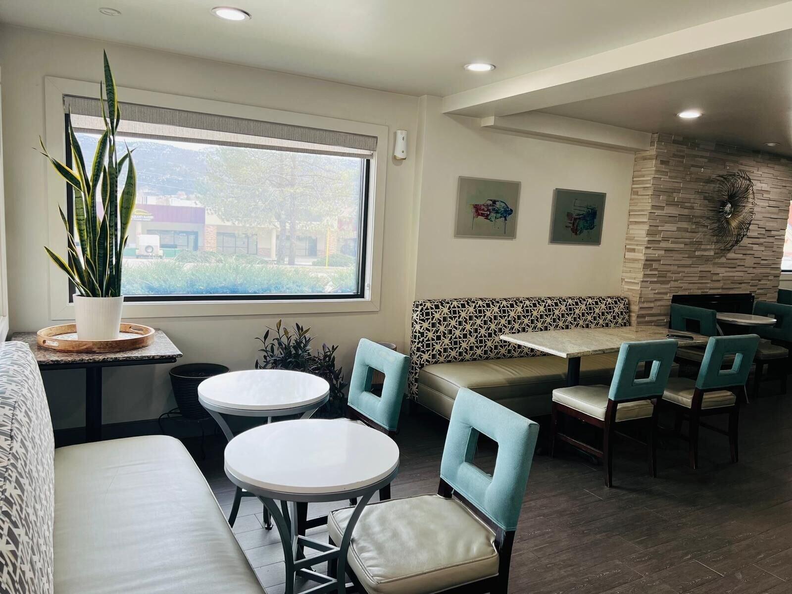 Vista Lobby Baymont by Wyndham Durango