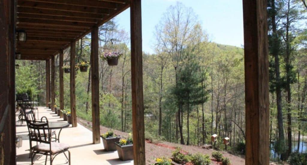 Vista Exterior Long Mountain Lodge