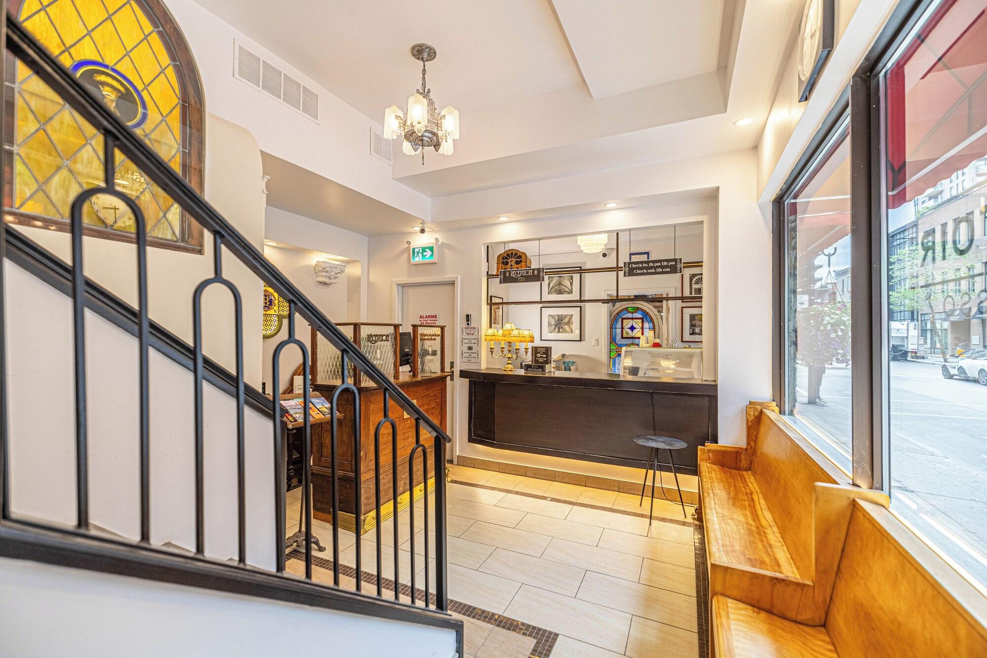 Vista Lobby Hotel le Coach