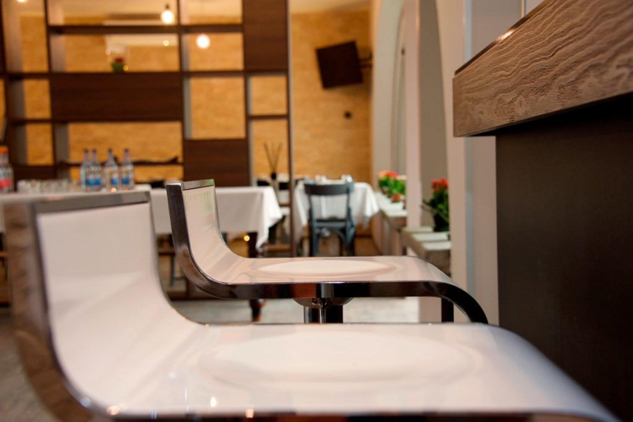 Bar/Salón Hotel Perpoin