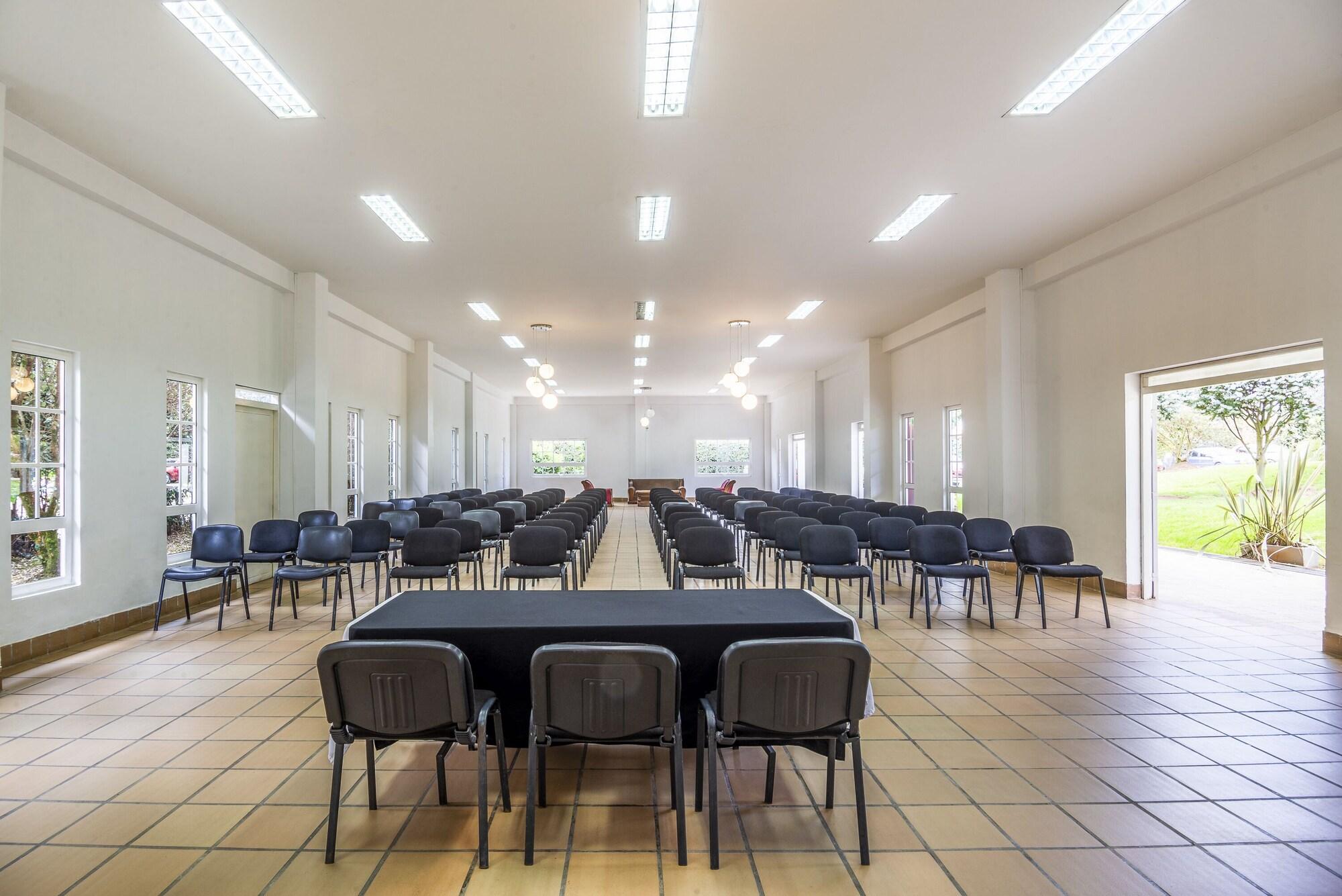 Sala de Reuniones Hotel Xue Sabana