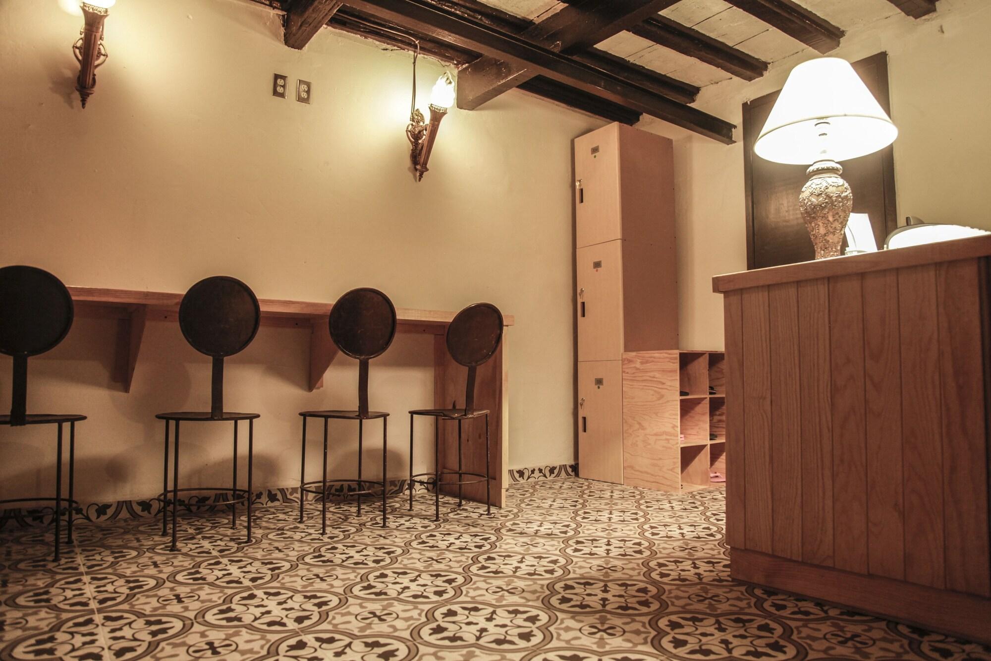 Vista Lobby Capsule Hostel Mexico City