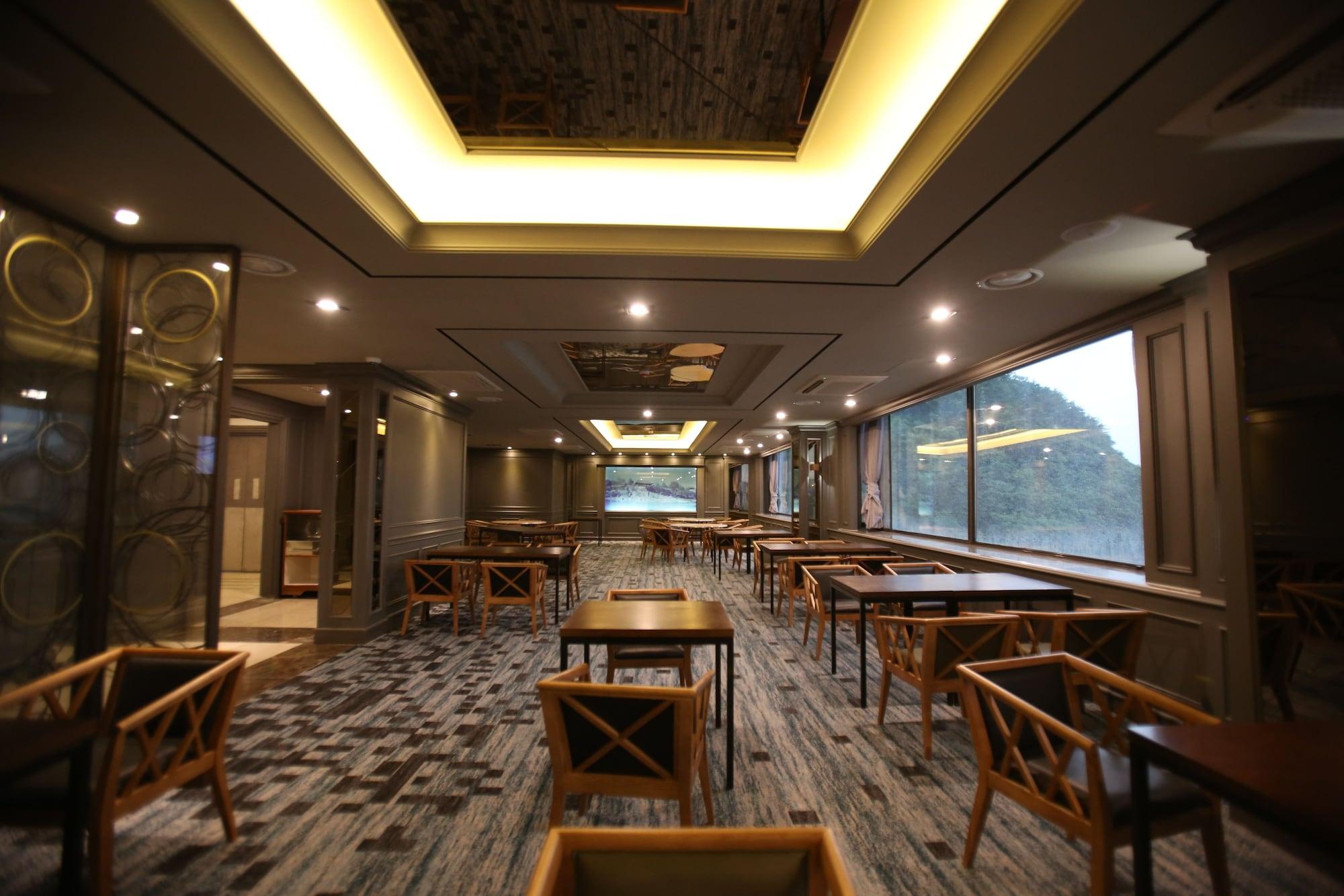 Restaurant Hotel DongBang