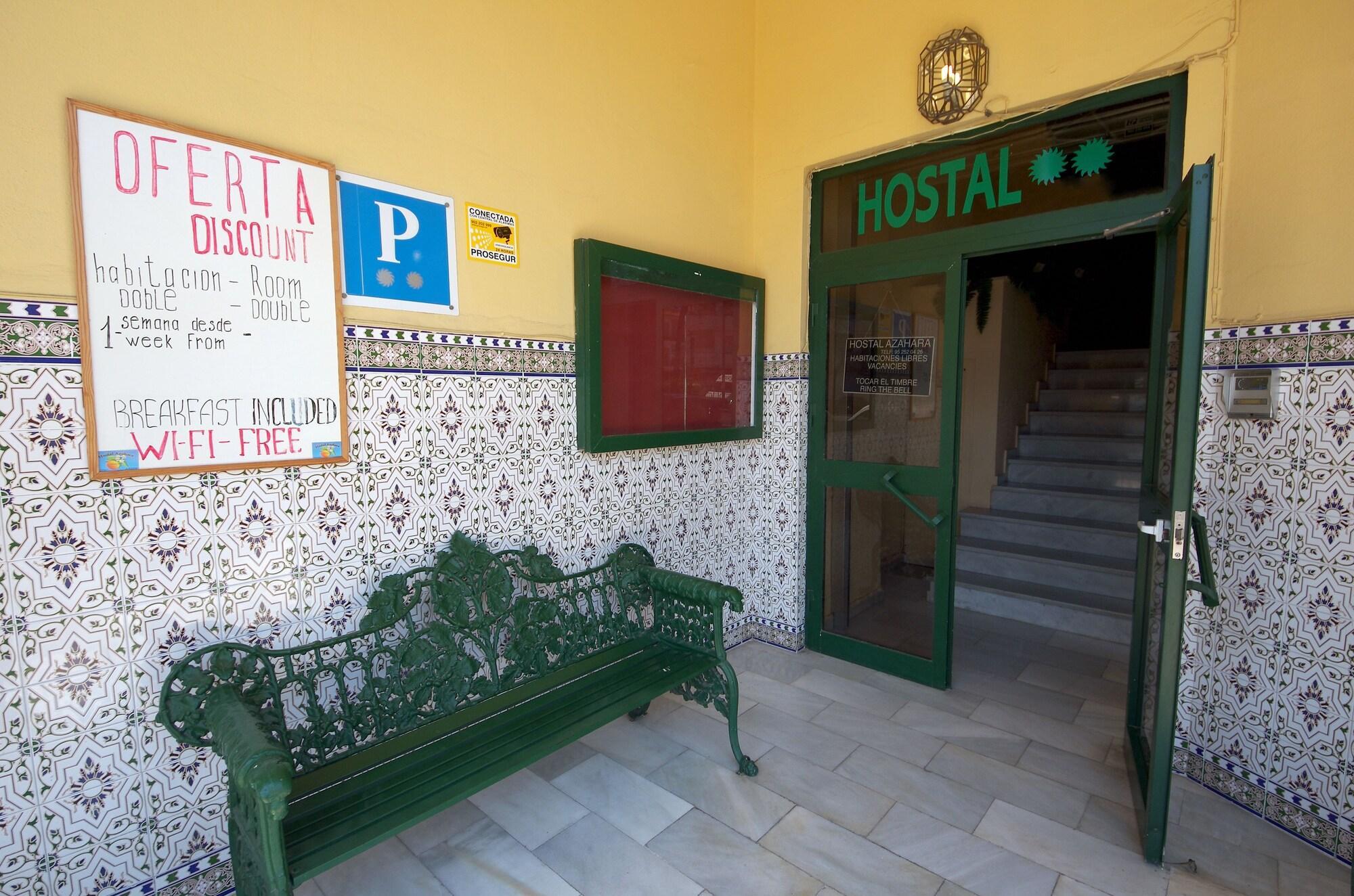 Vista Exterior Hostal Azahara