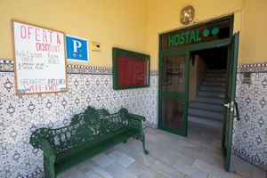 Alojamiento - Hostal Azahara