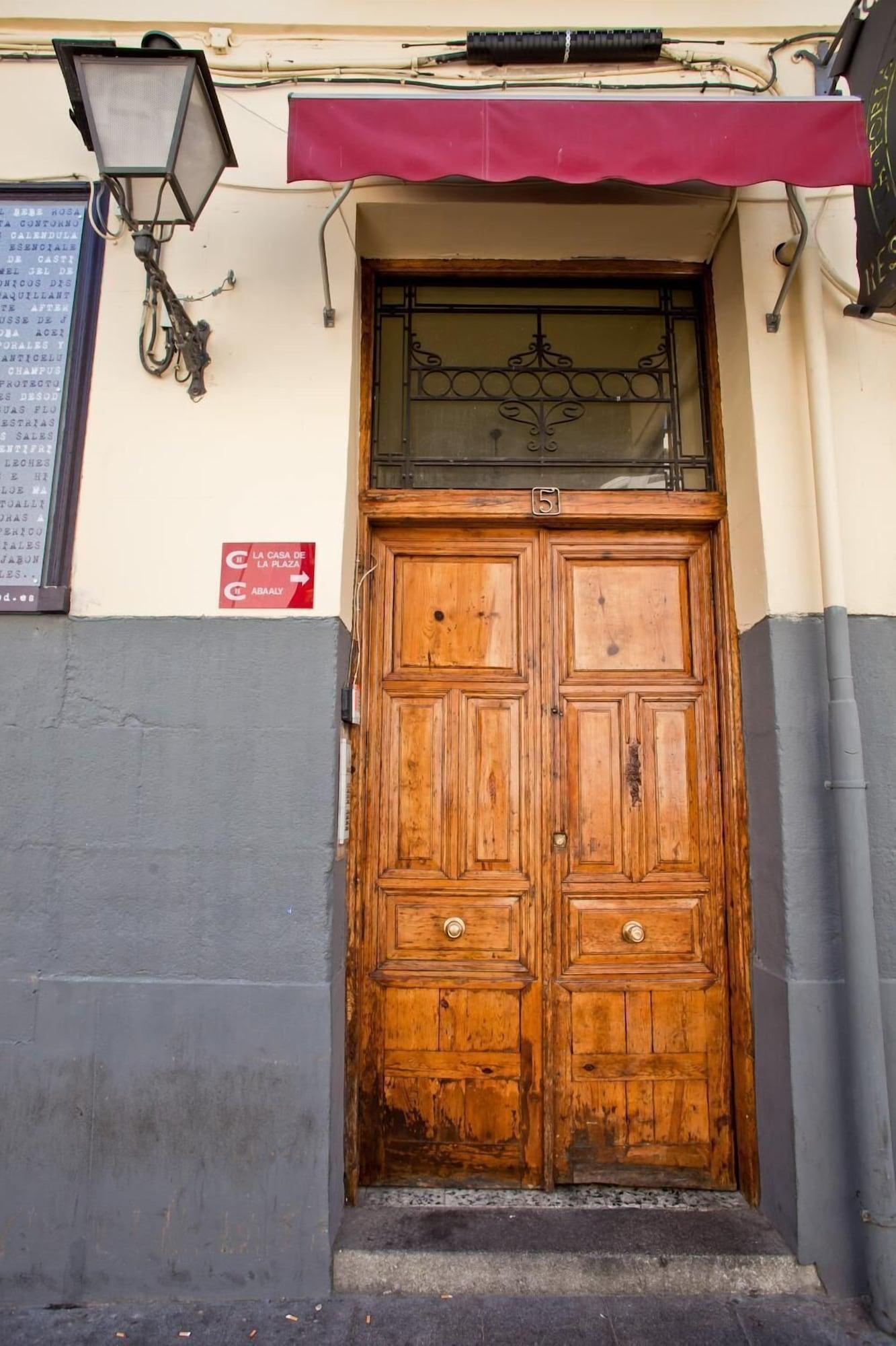 Vista Exterior Hostal Abaaly