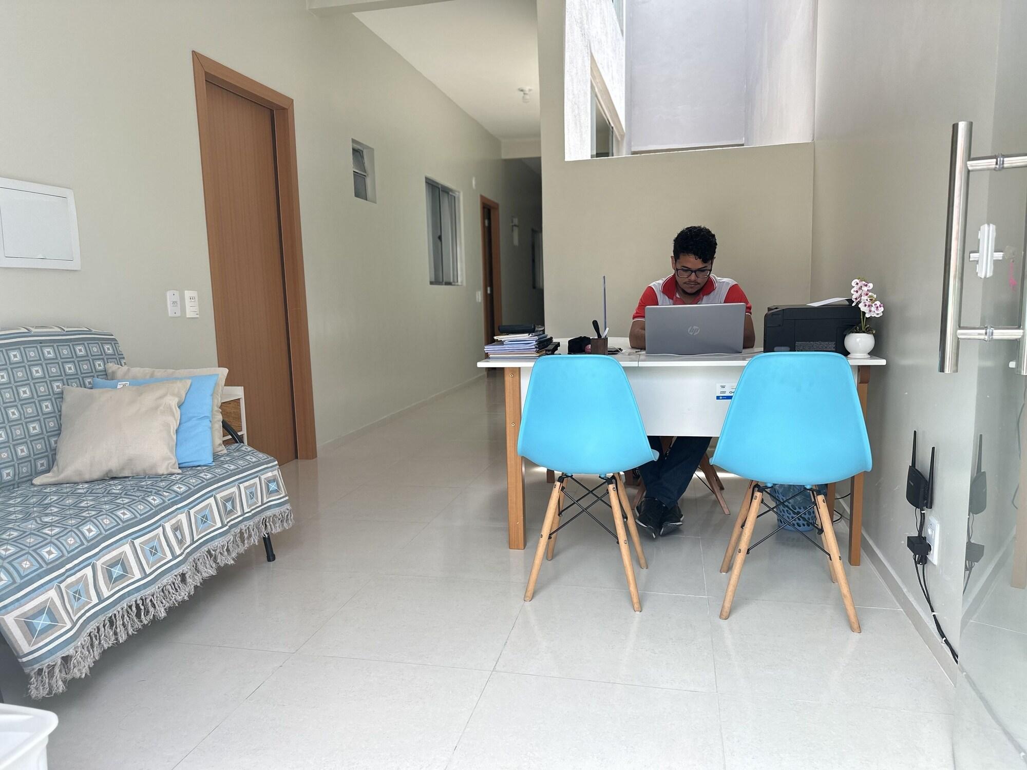 Vista do lobby Pousada e agência cledio turismo