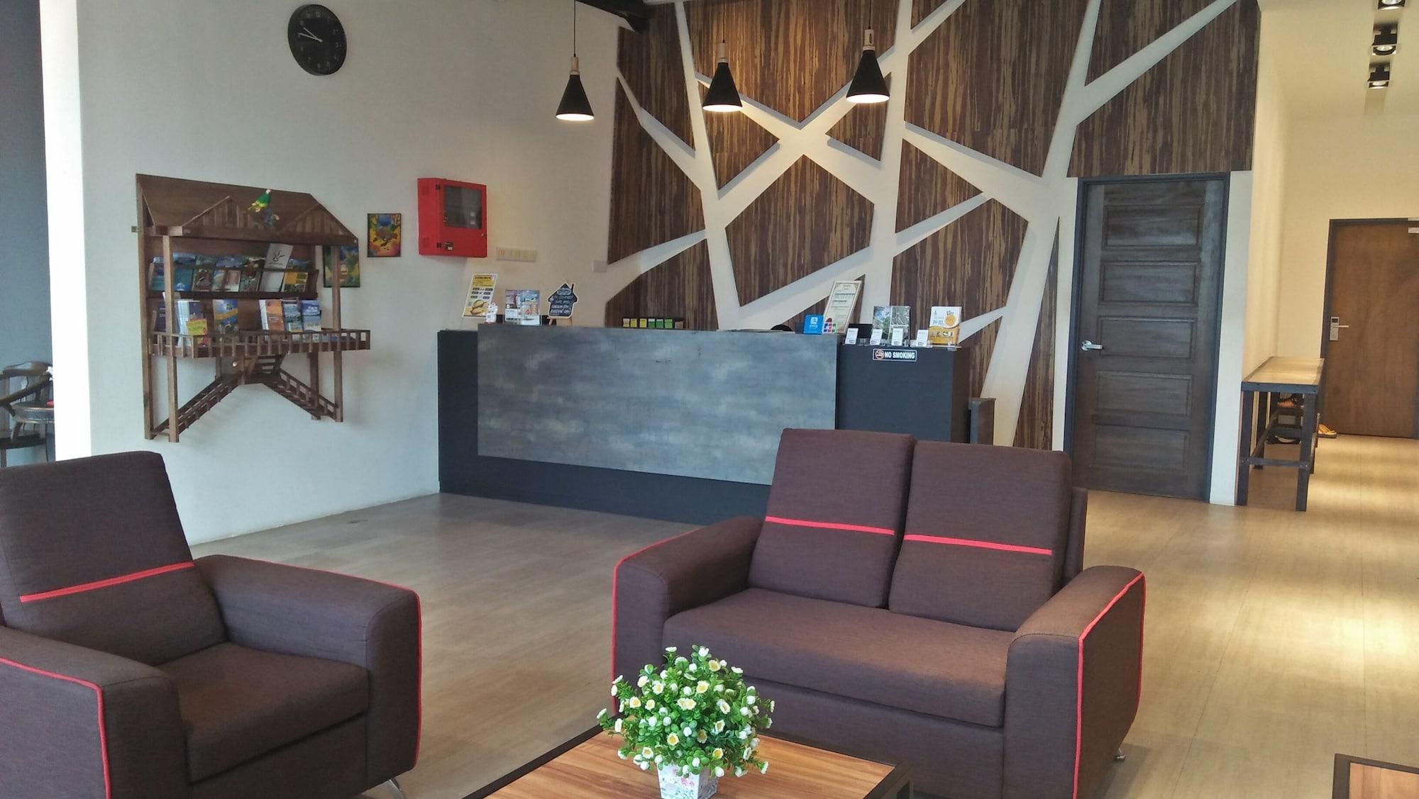 Vista Lobby My Rainforest Suite Hotel