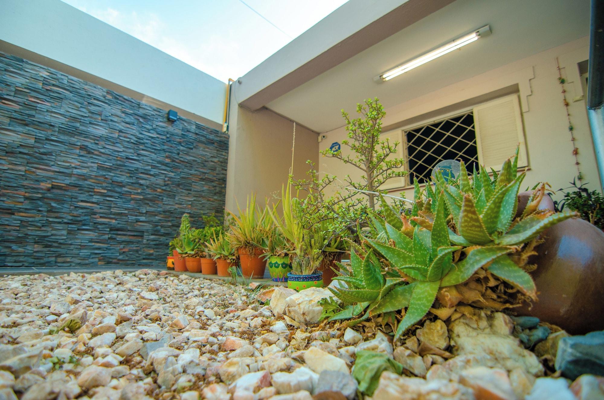 Vista Exterior Capital Hostel - San Juan - Adults Only