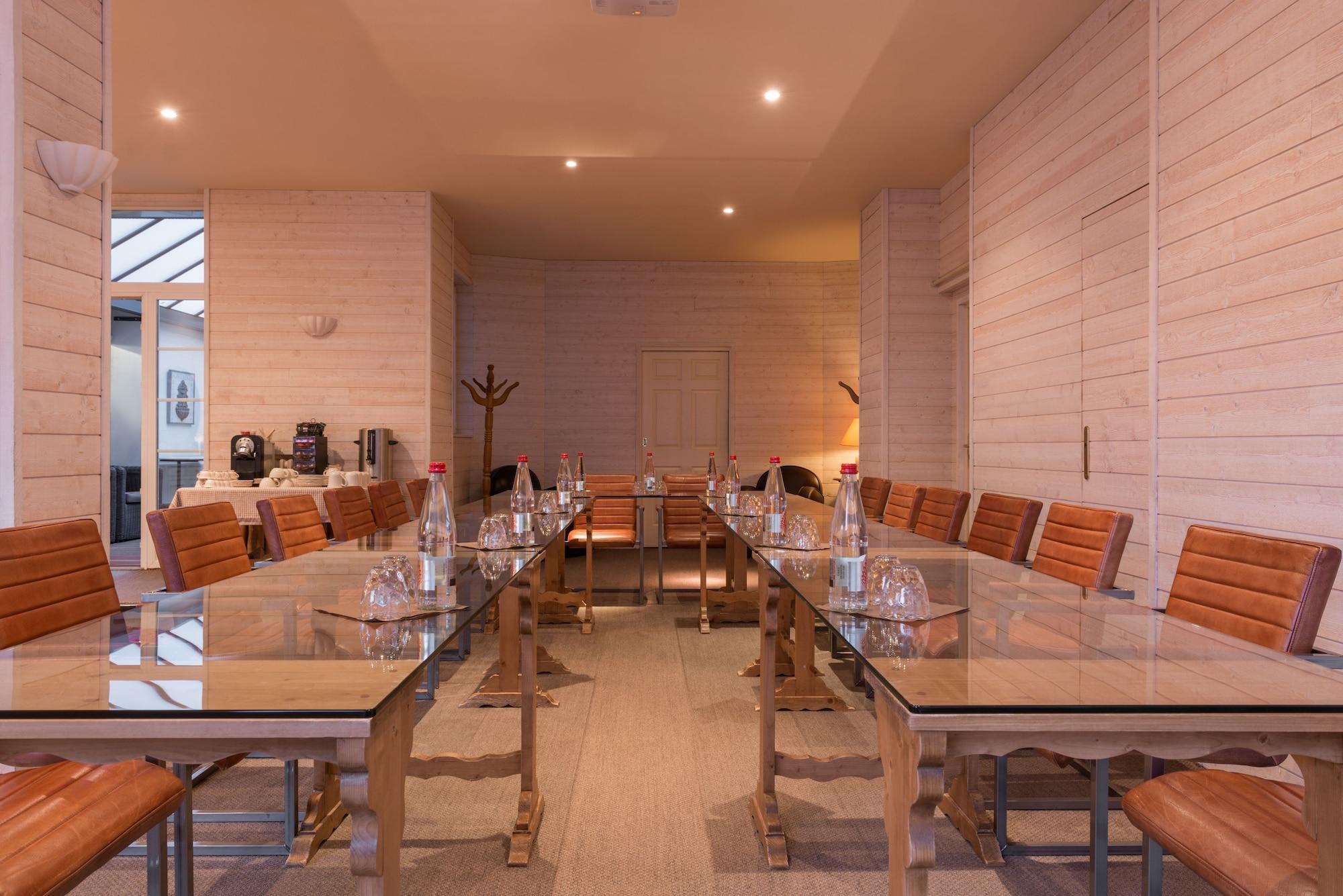 Bar/Salón Hôtel et Spa Vent d'Ouest