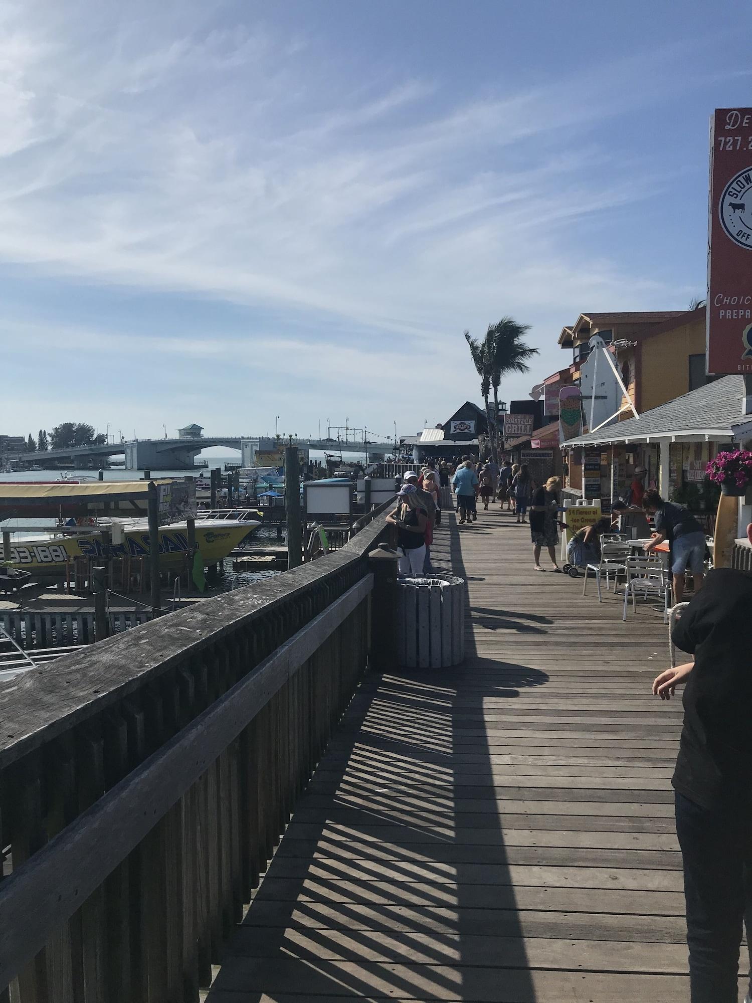 Instalaciones Recreativas Holiday Isles Resort