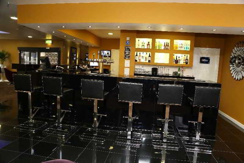 Bar/Salón Stuart Hotel