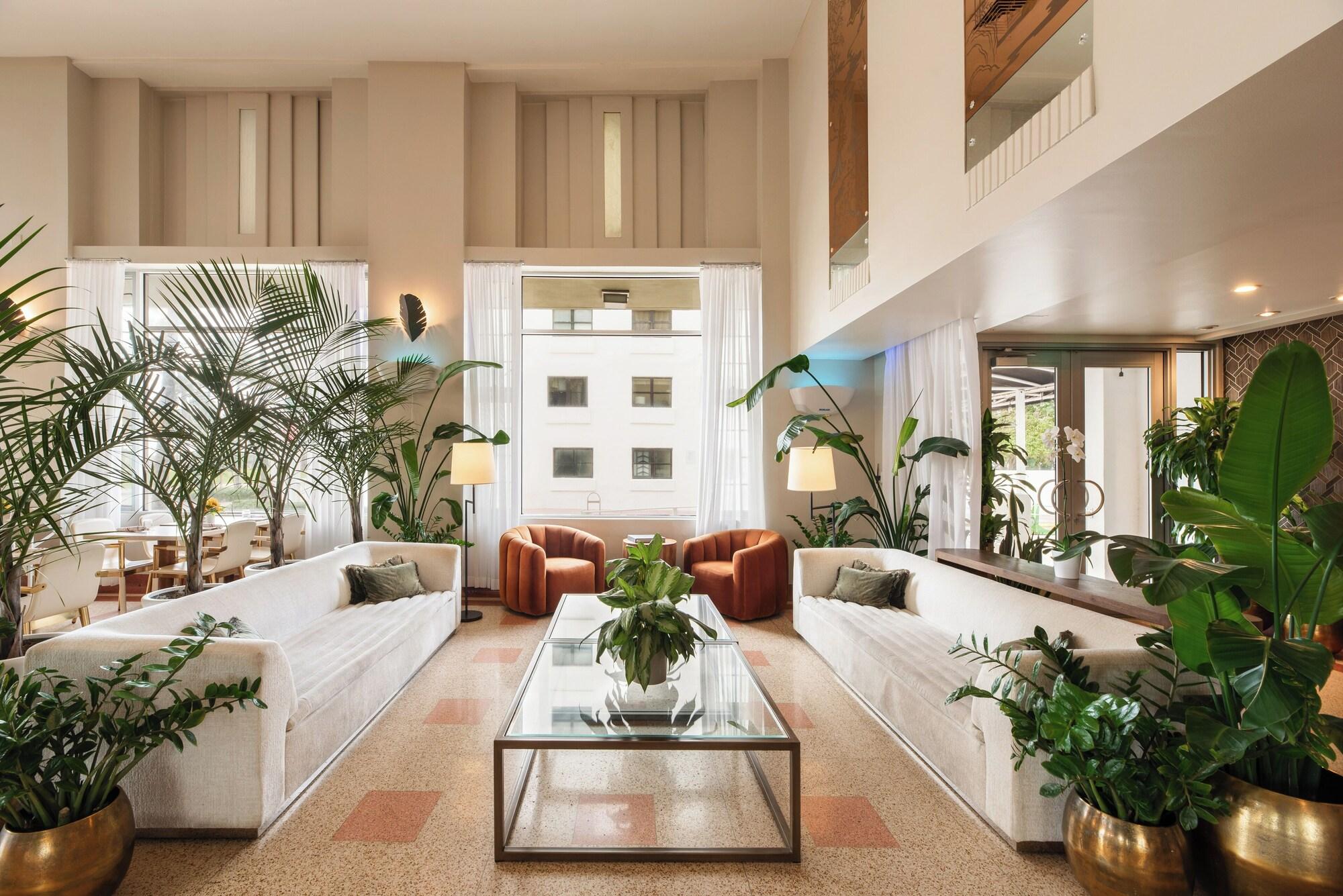 Vista Lobby Eurostars Winter Haven