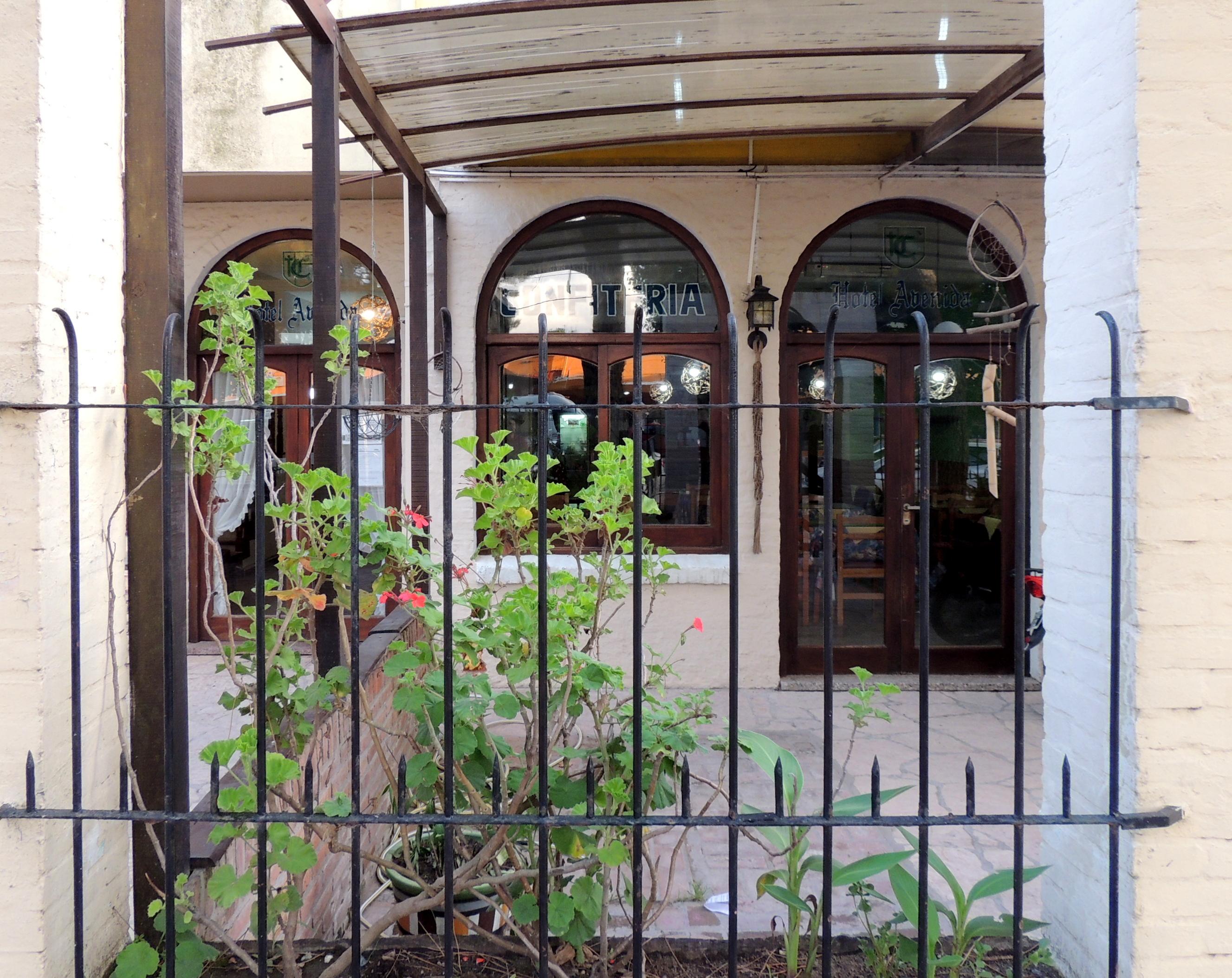 Vista Exterior Hotel Avenida San Bernardo