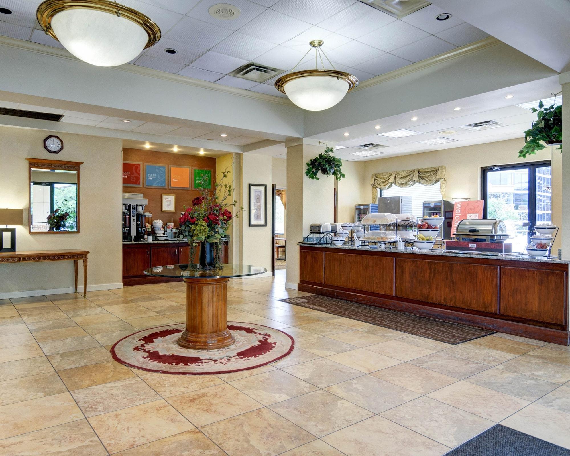 Vista Lobby Quality Inn Vienna - Tysons Corner