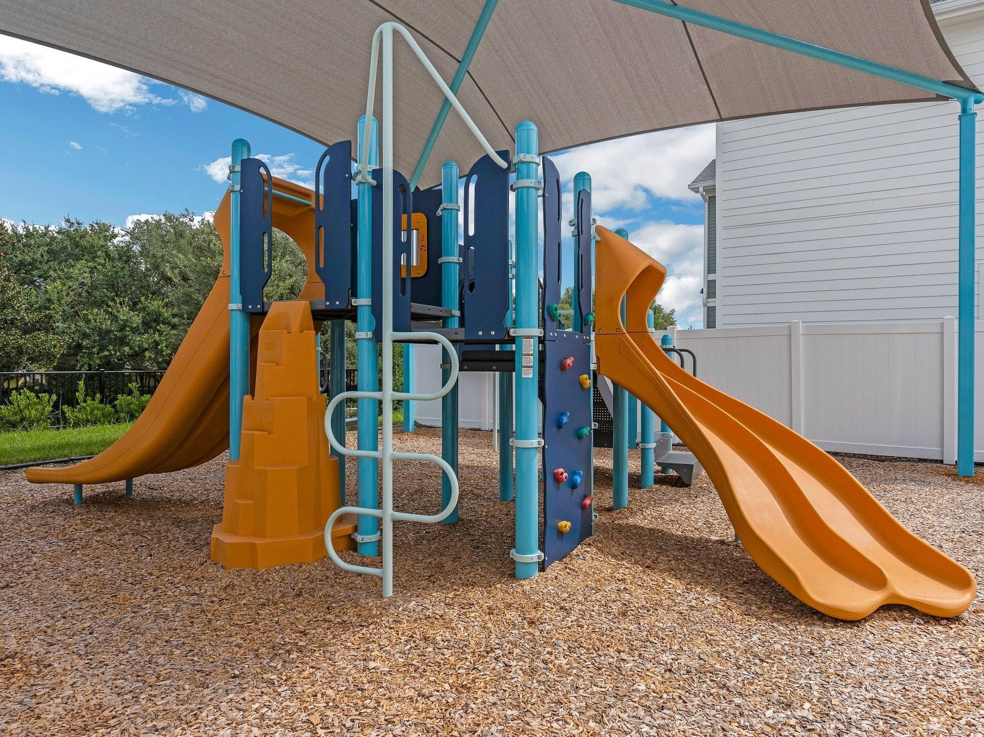 Comodidades del Alojamiento Landing Townhomes Davenport