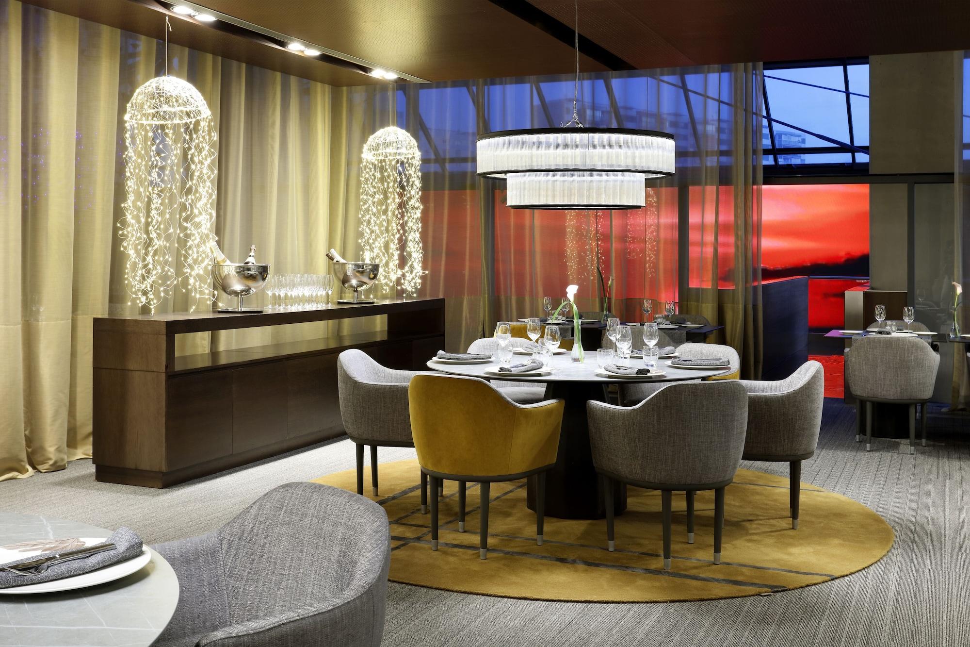 Restaurant Hesperia Fira