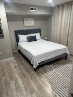 Alquiler Vacacional - Chic townhome basement apartment in charming Crofton, MD