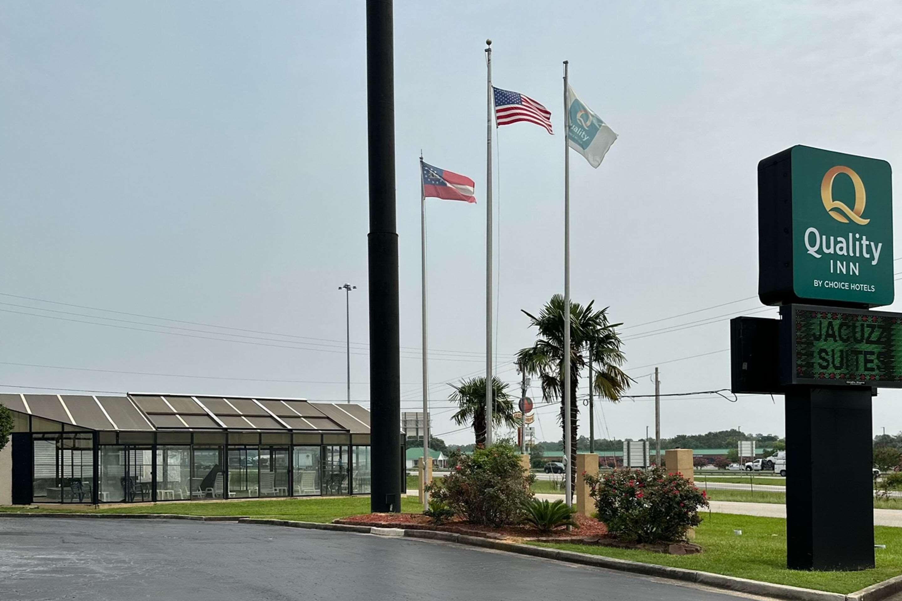 Vista Exterior Quality Inn Byron - Warner Robins