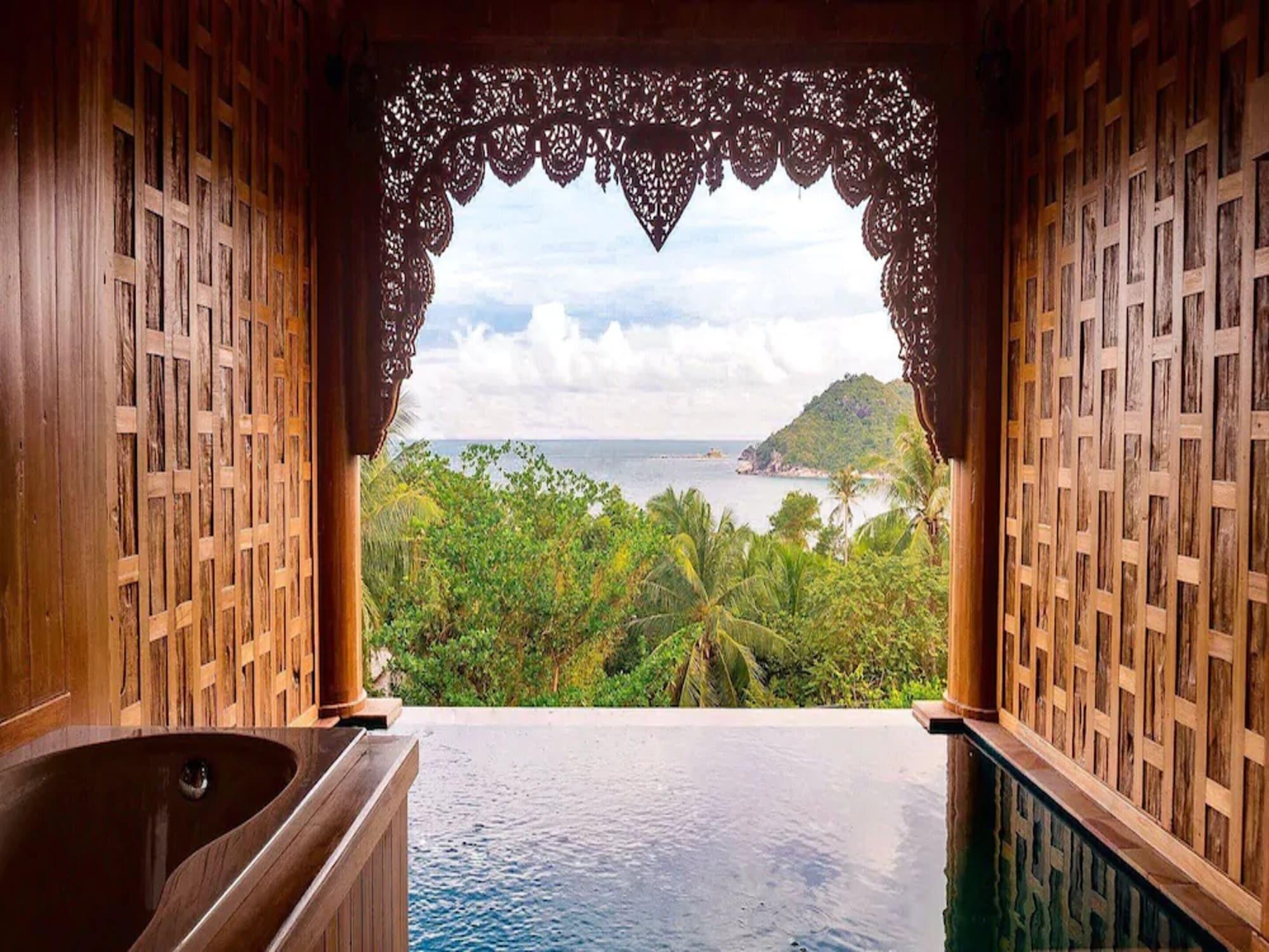 Playa Santhiya Koh Phangan Resort & Spa