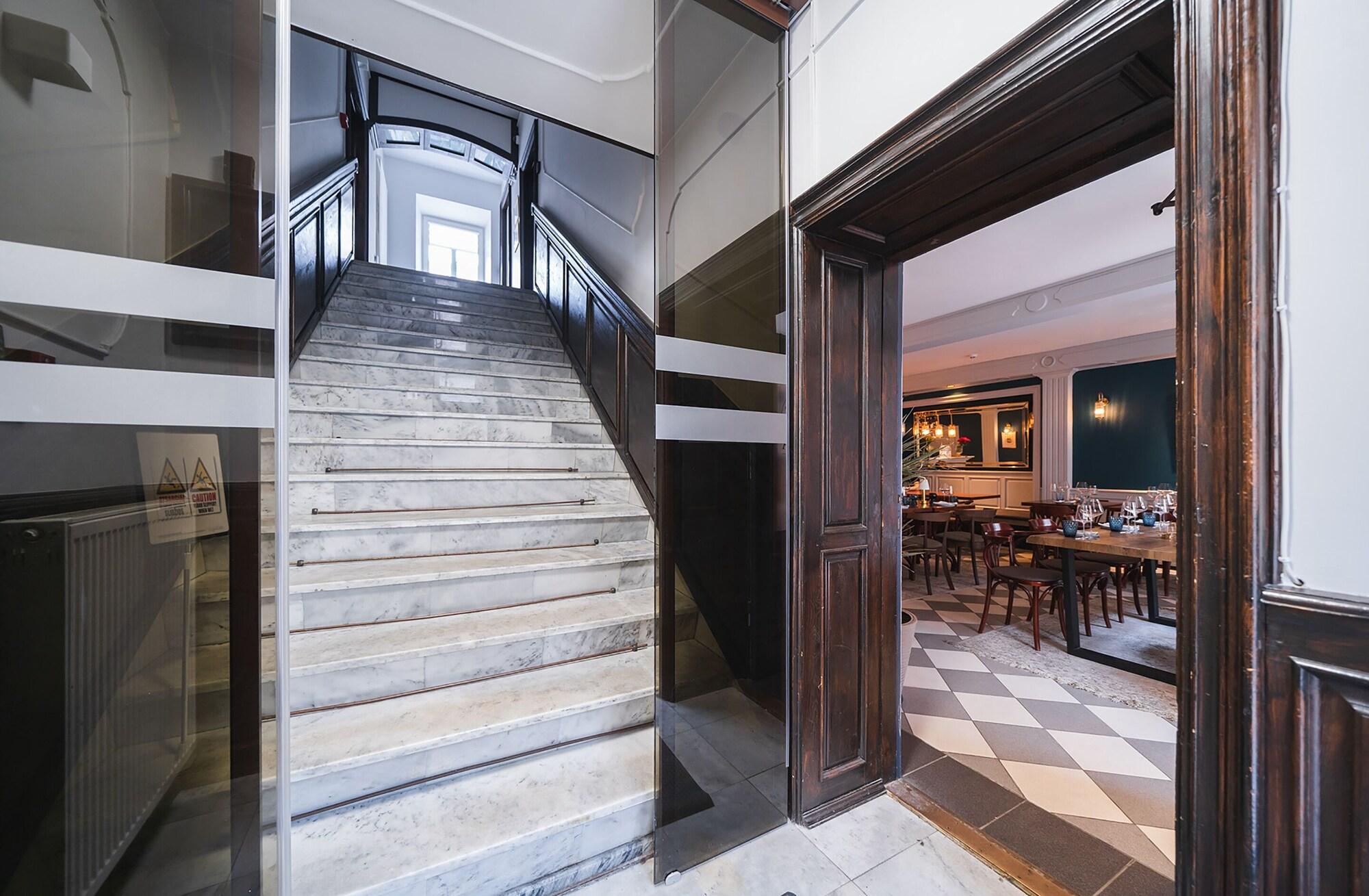 Vista Lobby Lollo Self Check-in Residence - Lollo Luxury