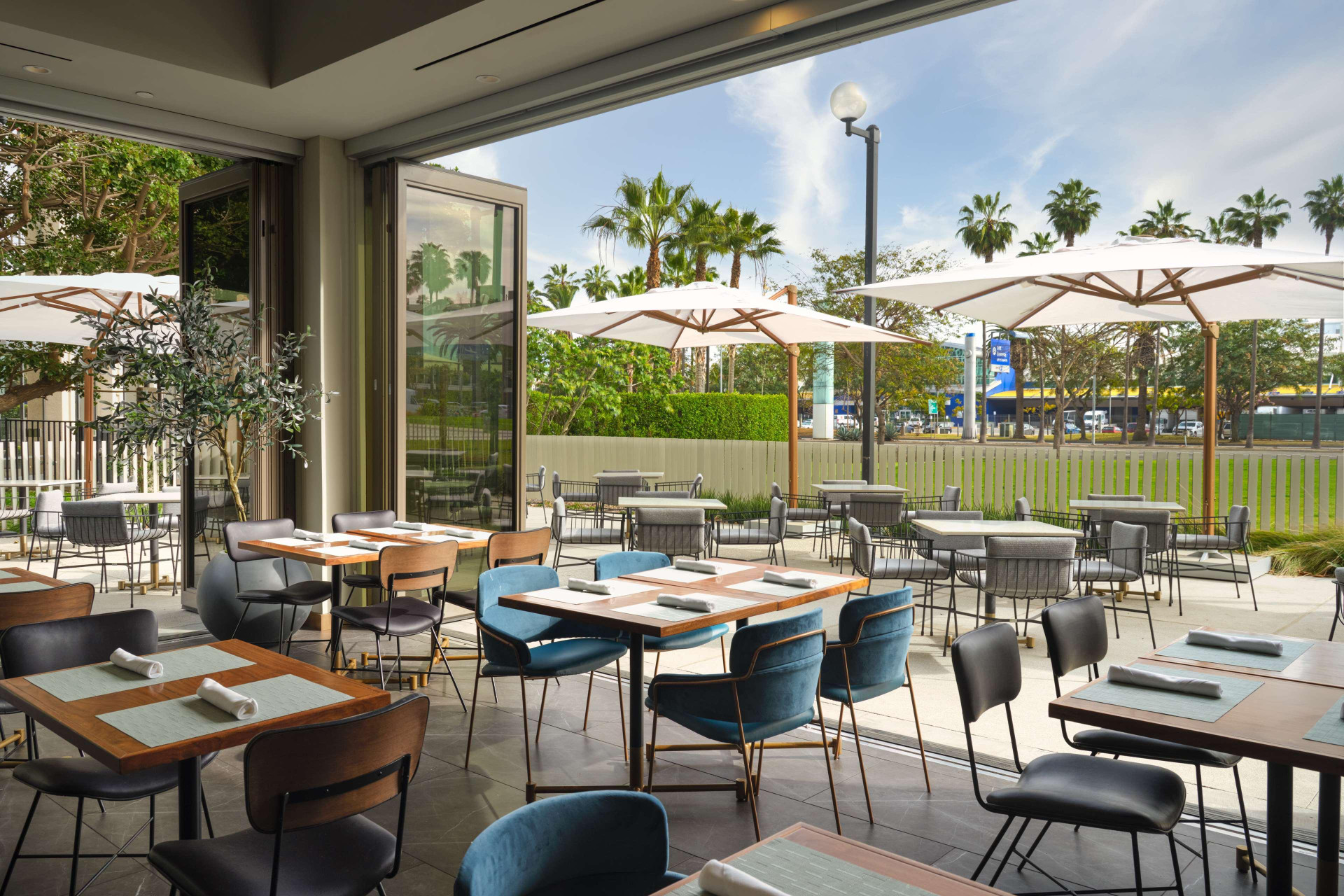 Restaurant Hyatt House LAX/Century Blvd