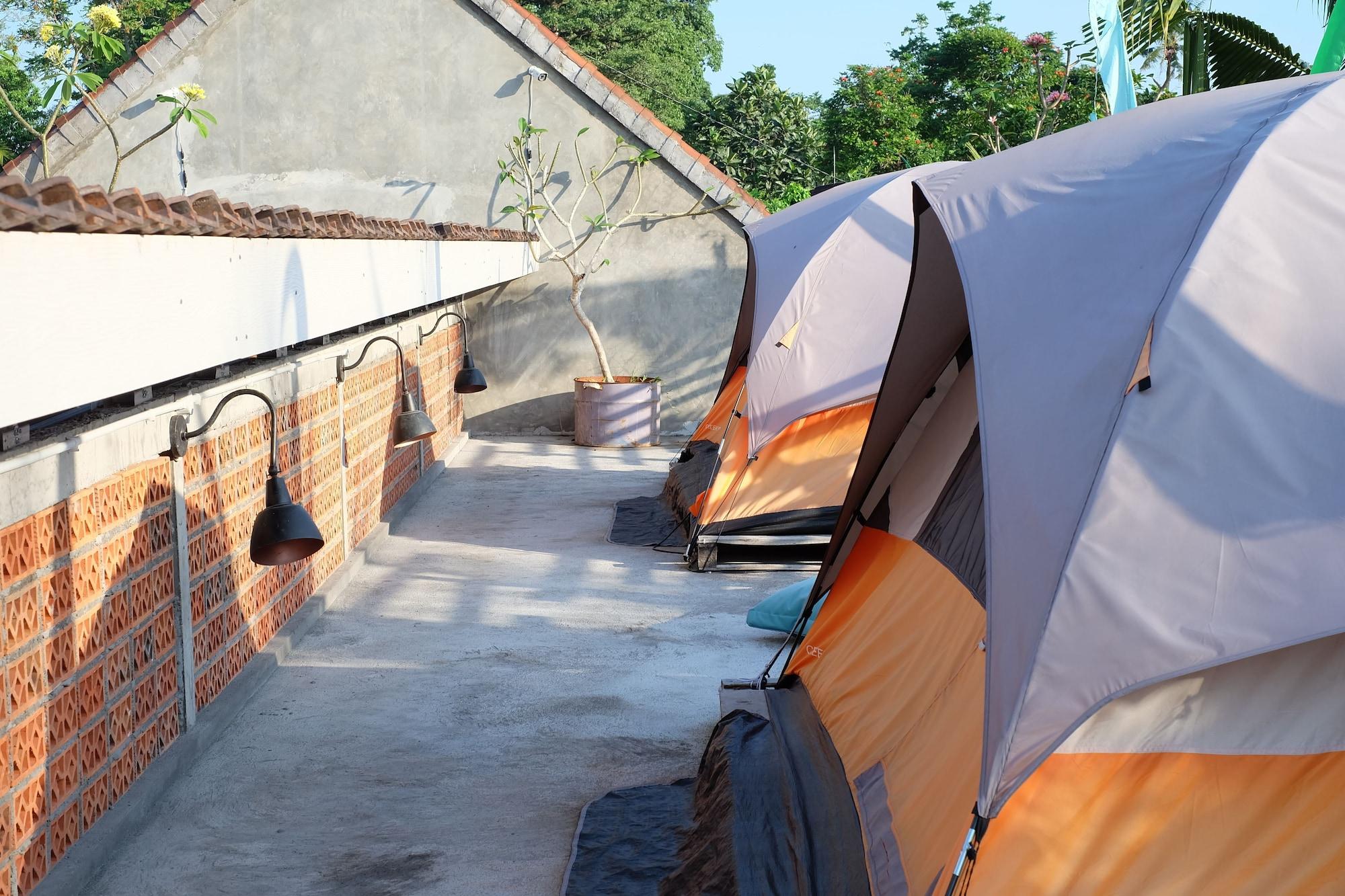 Varios NamaStay Hostel