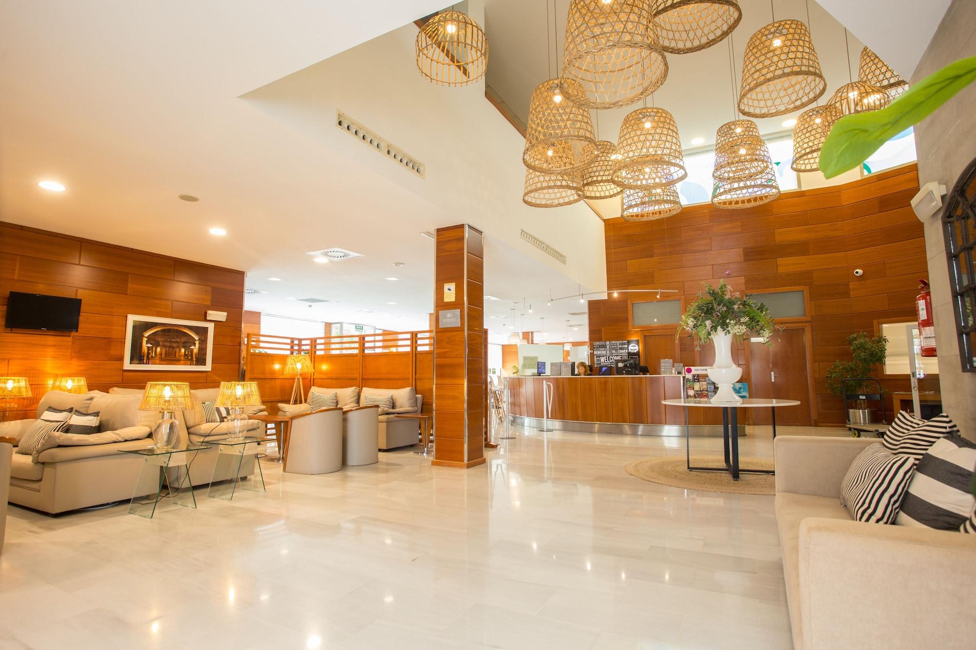 Vista Lobby Hotel Alaquas
