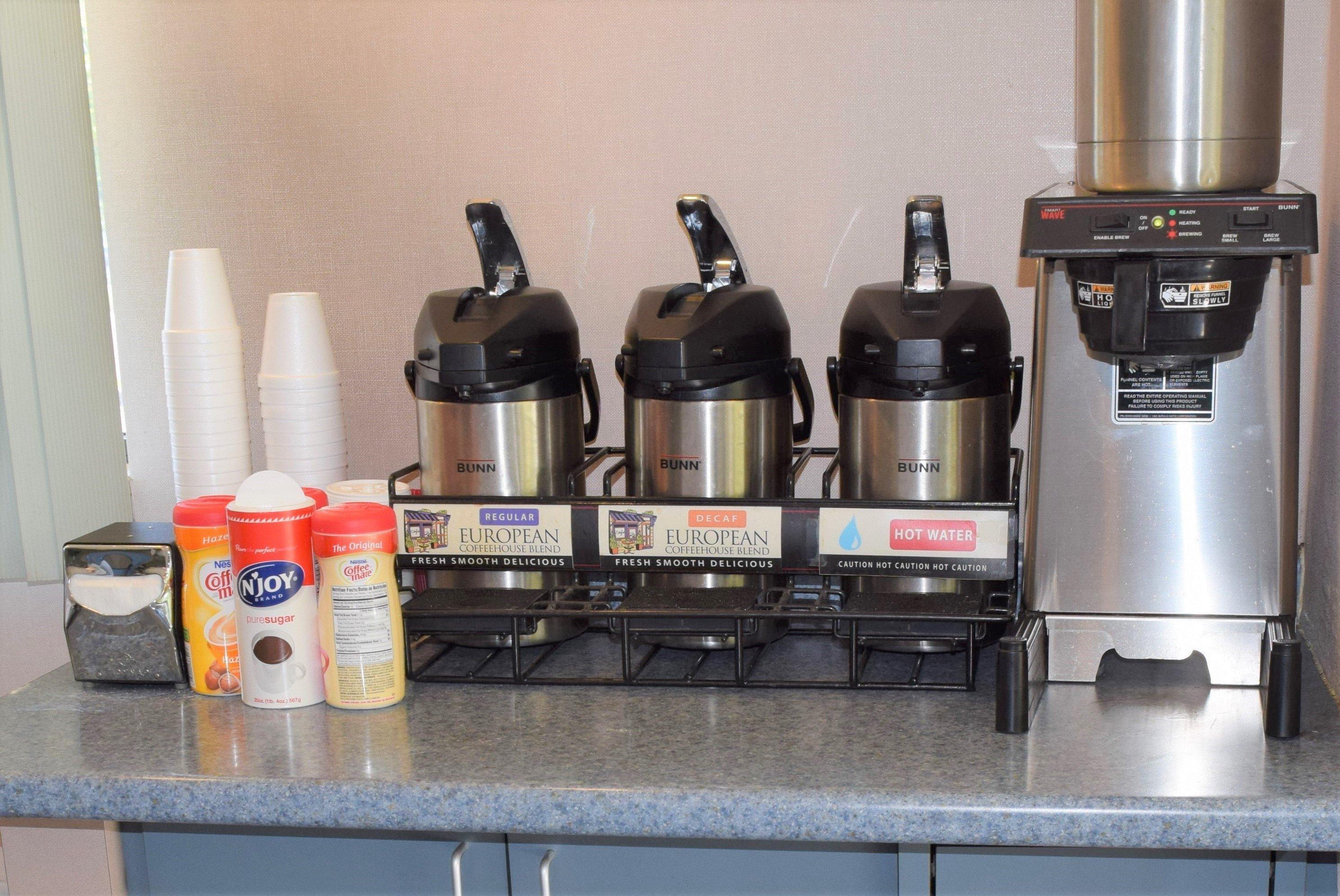 Restaurant Red Roof Inn Cleveland - Westlake