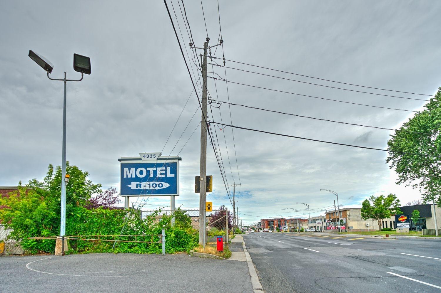 Vista Exterior Motel R-100
