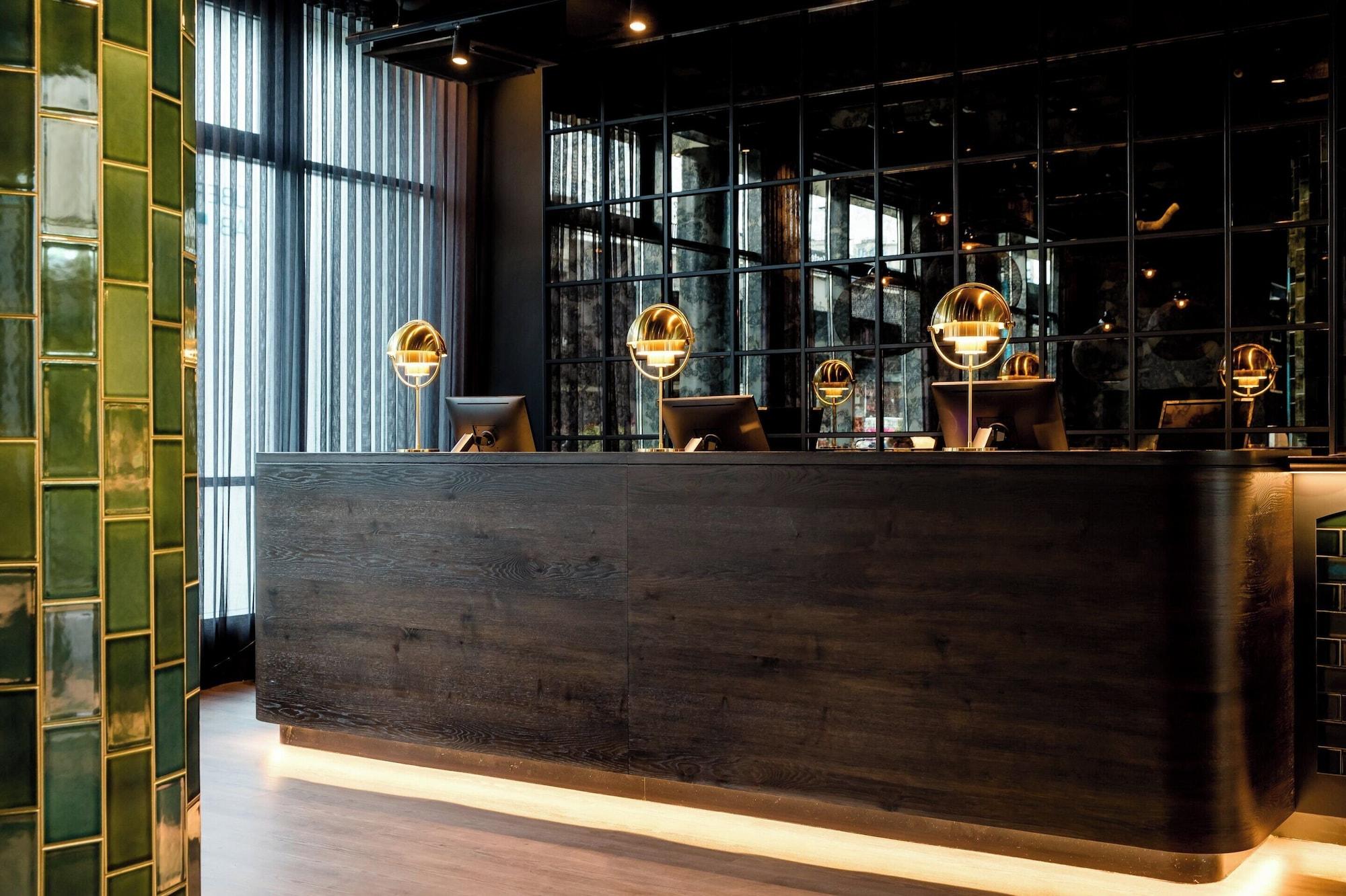 Vista Lobby Motel One Berlin - Hackescher Markt