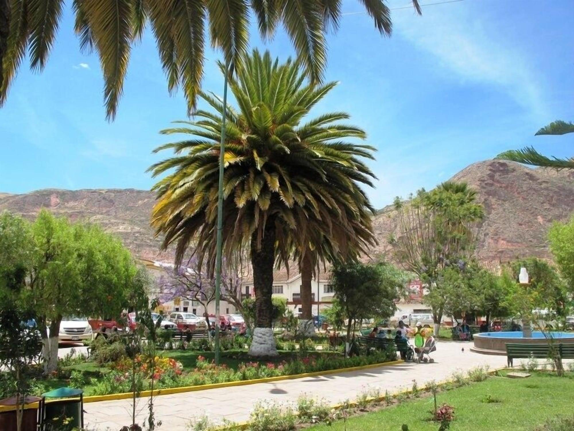 Instalaciones Recreativas Apu Lodge B&B