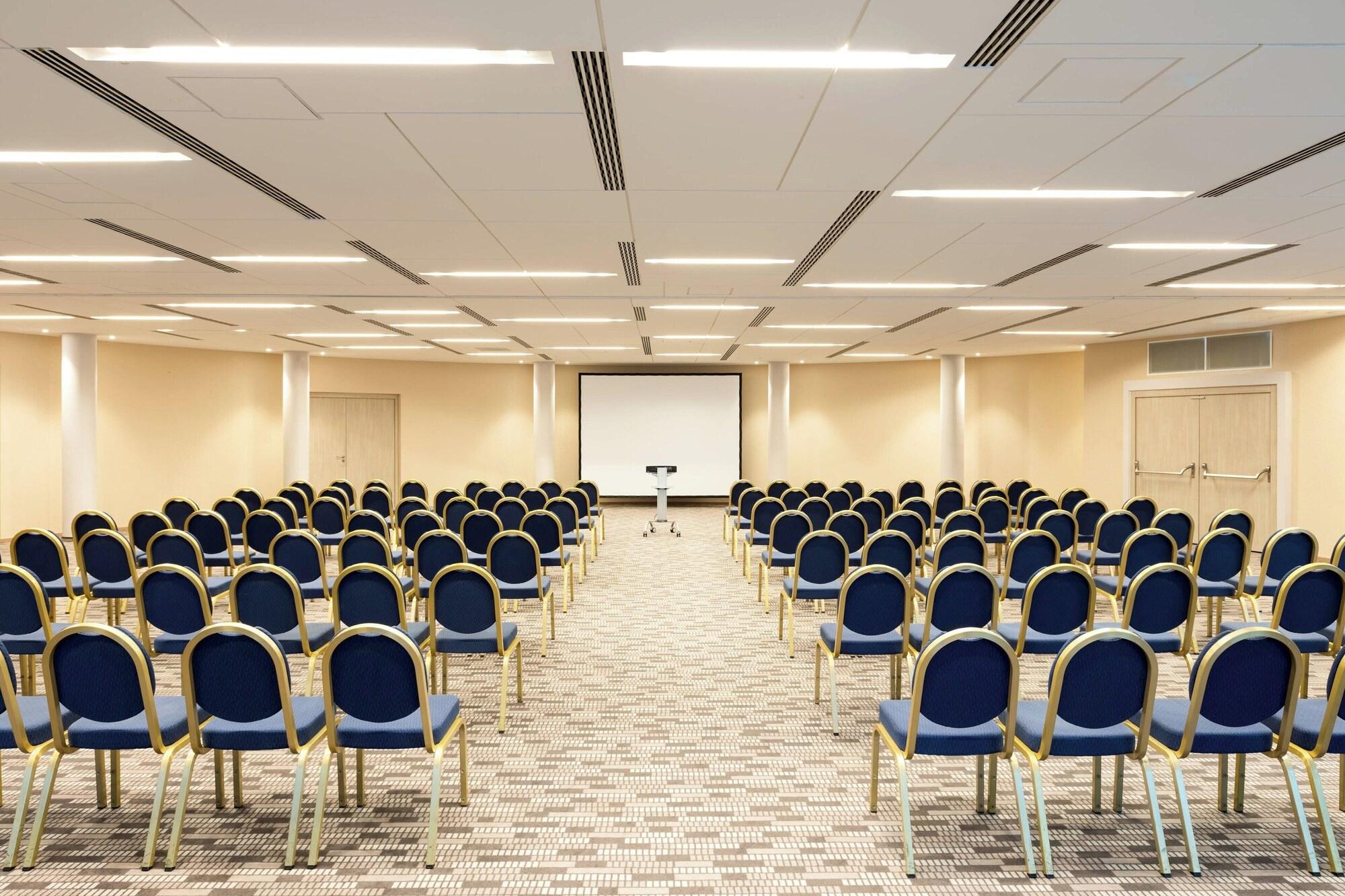 Sala de Reuniones Delta Hotels by Marriott Frankfurt Offenbach