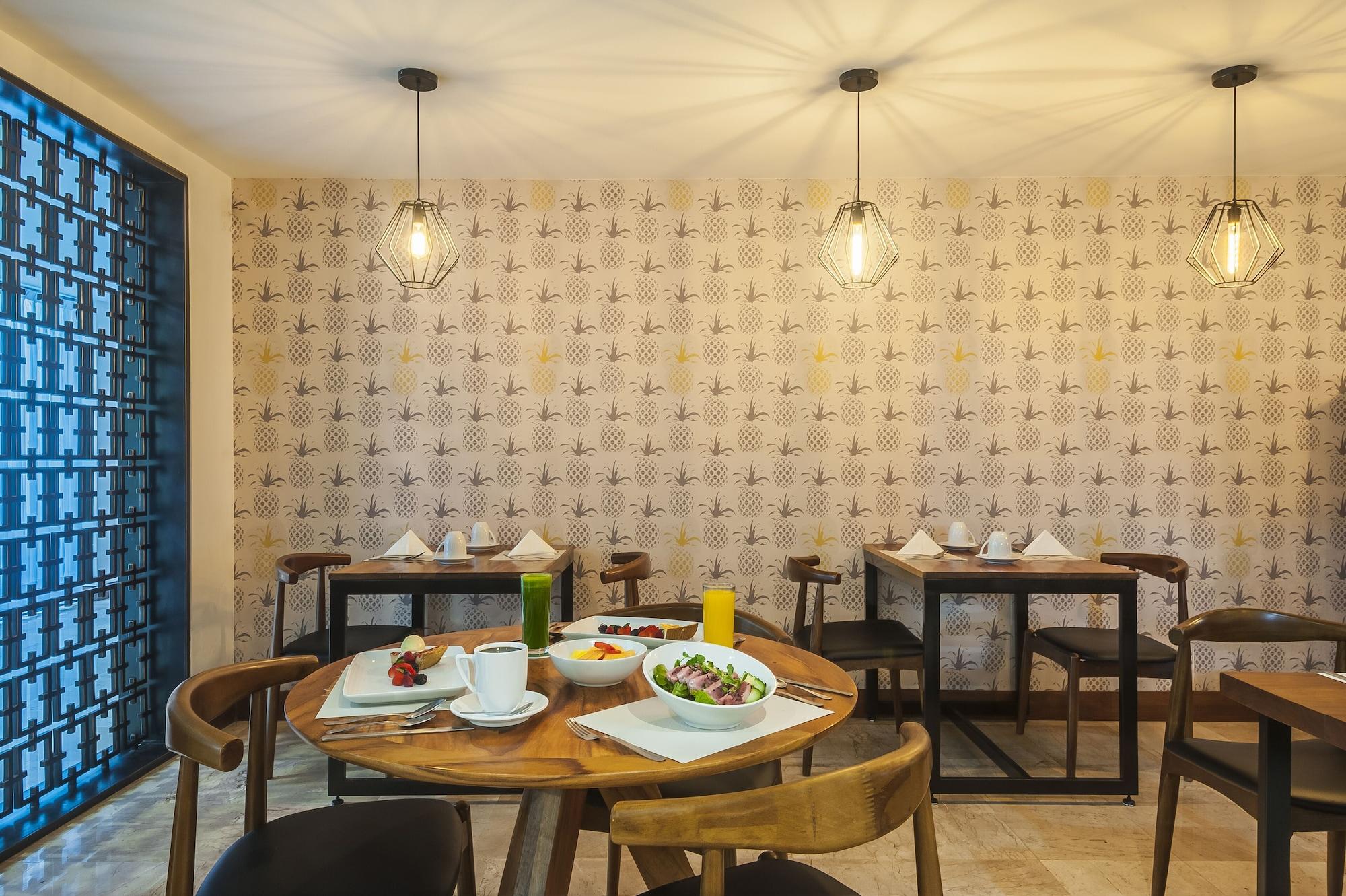 Restaurant FCH Hotel Expo
