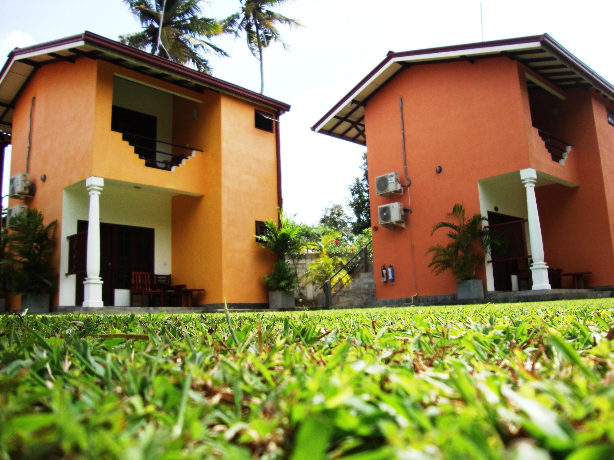 Vista Exterior Riverside Cabanas