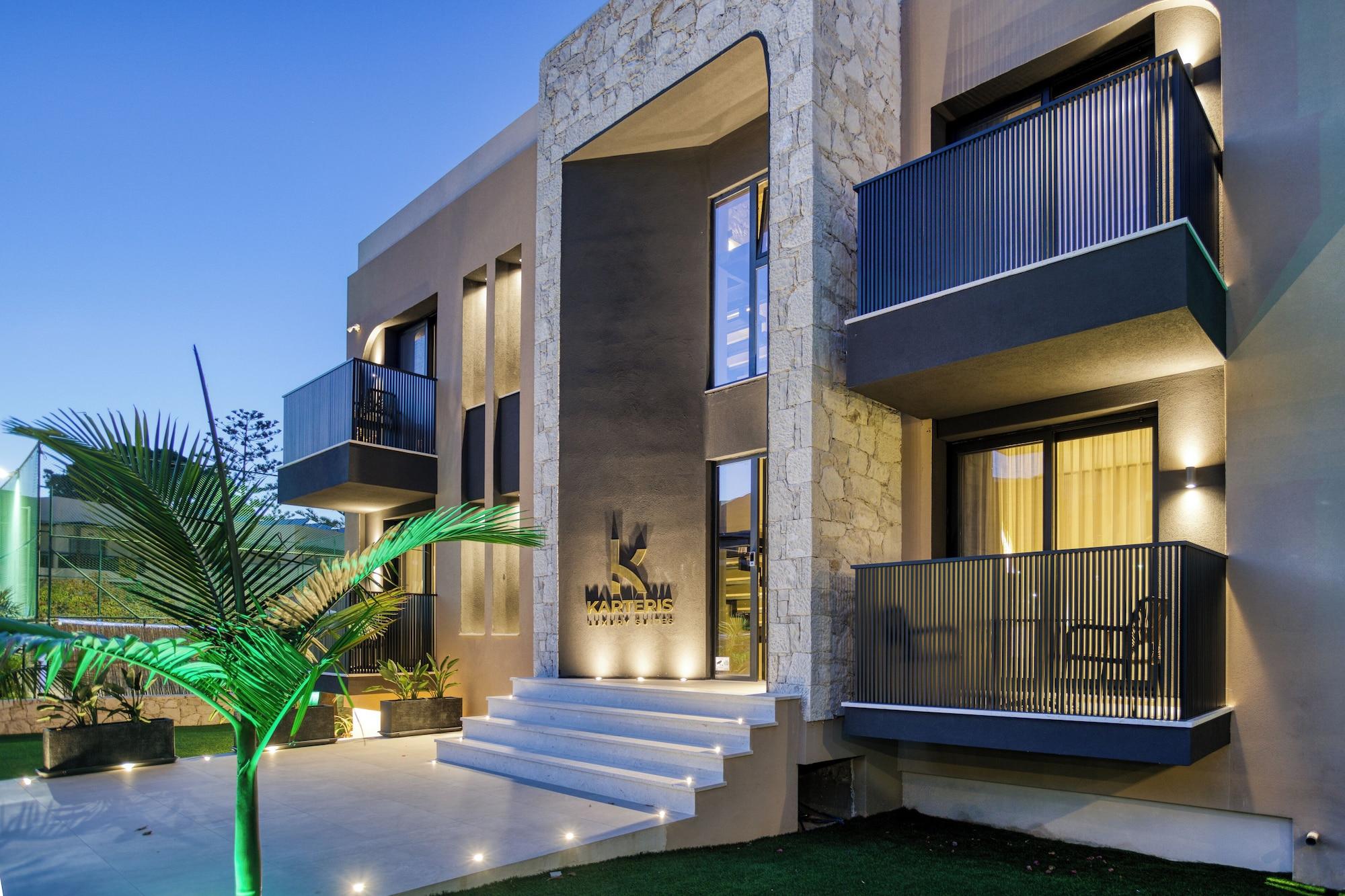 Vista Exterior Karteris Luxury Suites