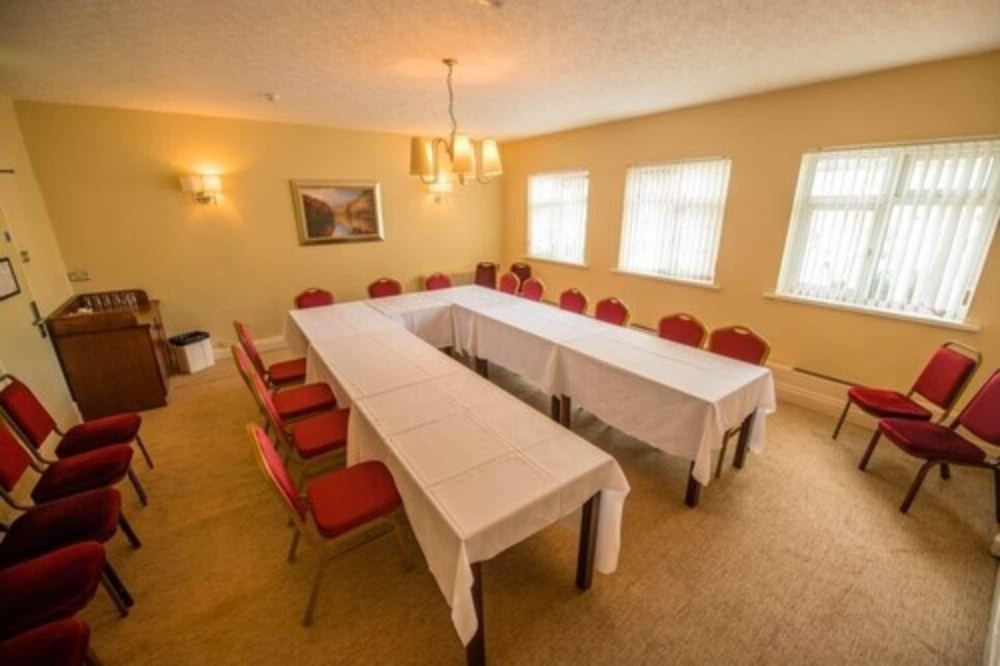 Sala de Reuniones Twelve Knights