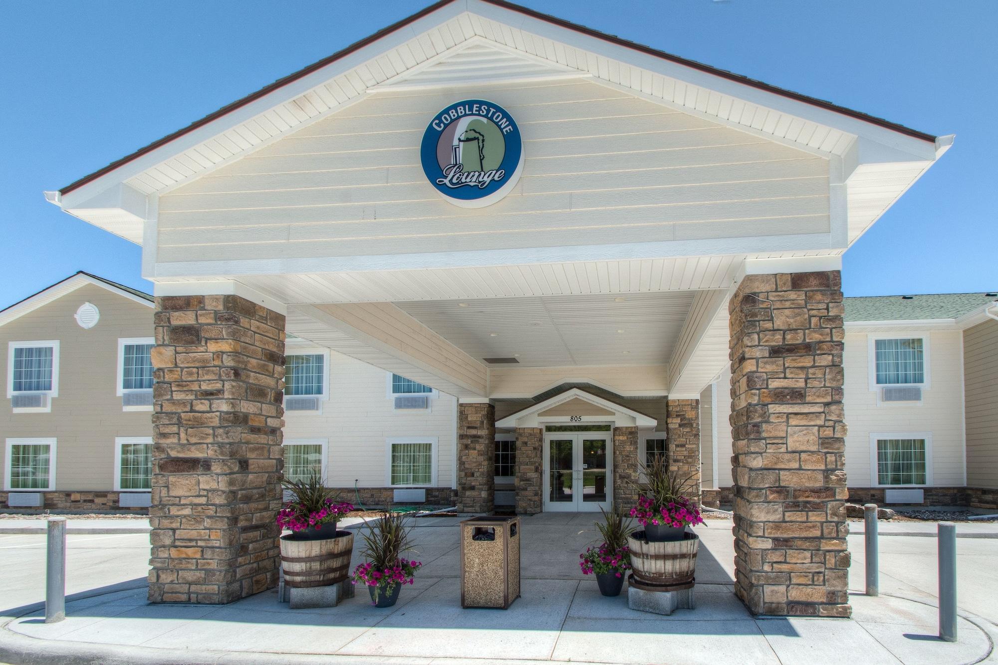 Vista Exterior Cobblestone Inn & Suites - Holyoke