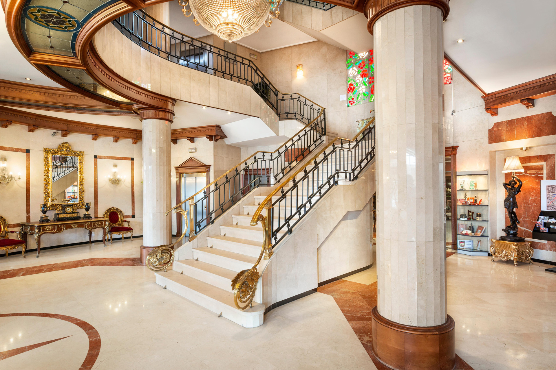 Vista Lobby Exe Doña Carlota