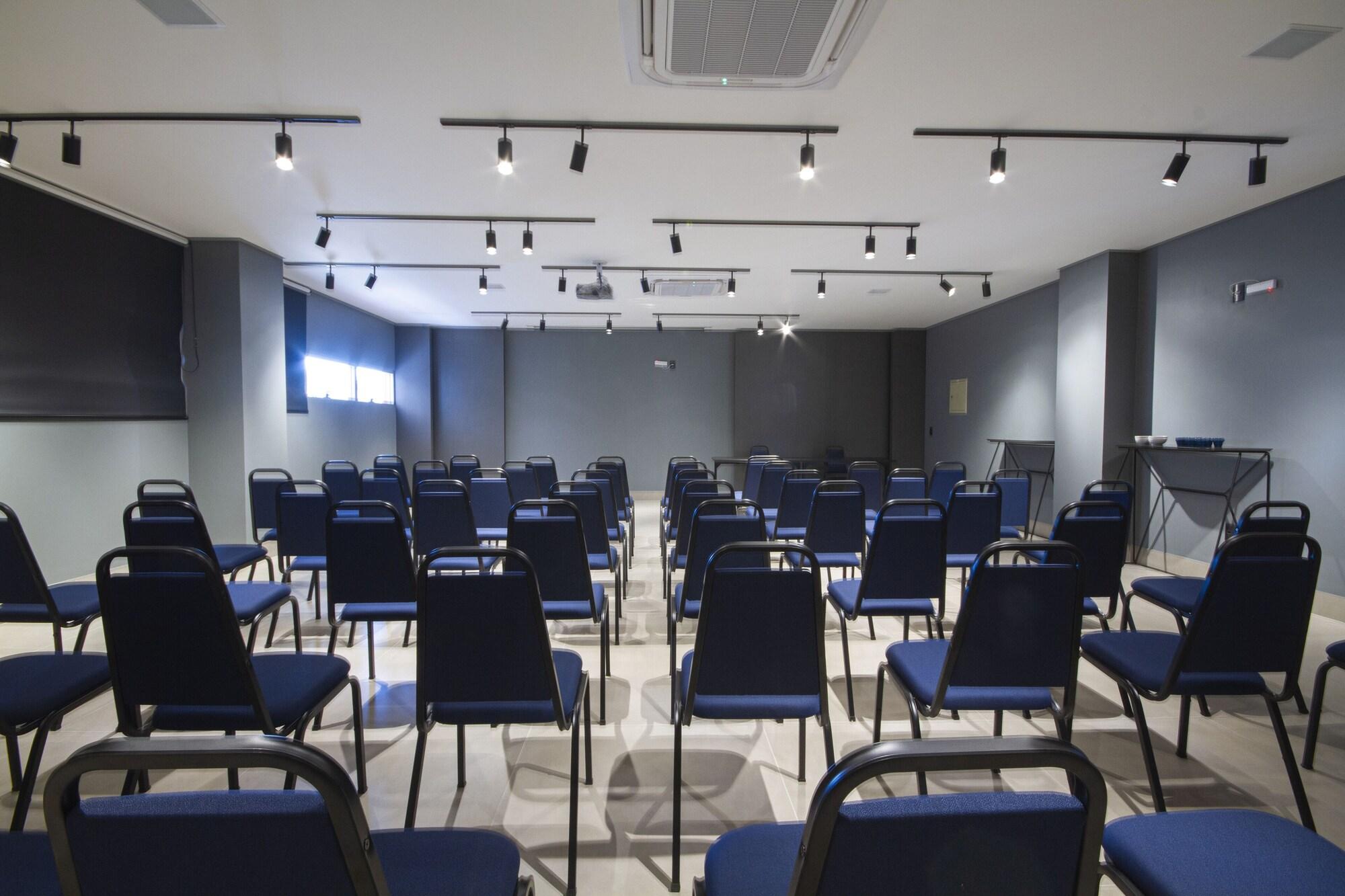 Sala de Reuniones Hotel Darolt Criciúma