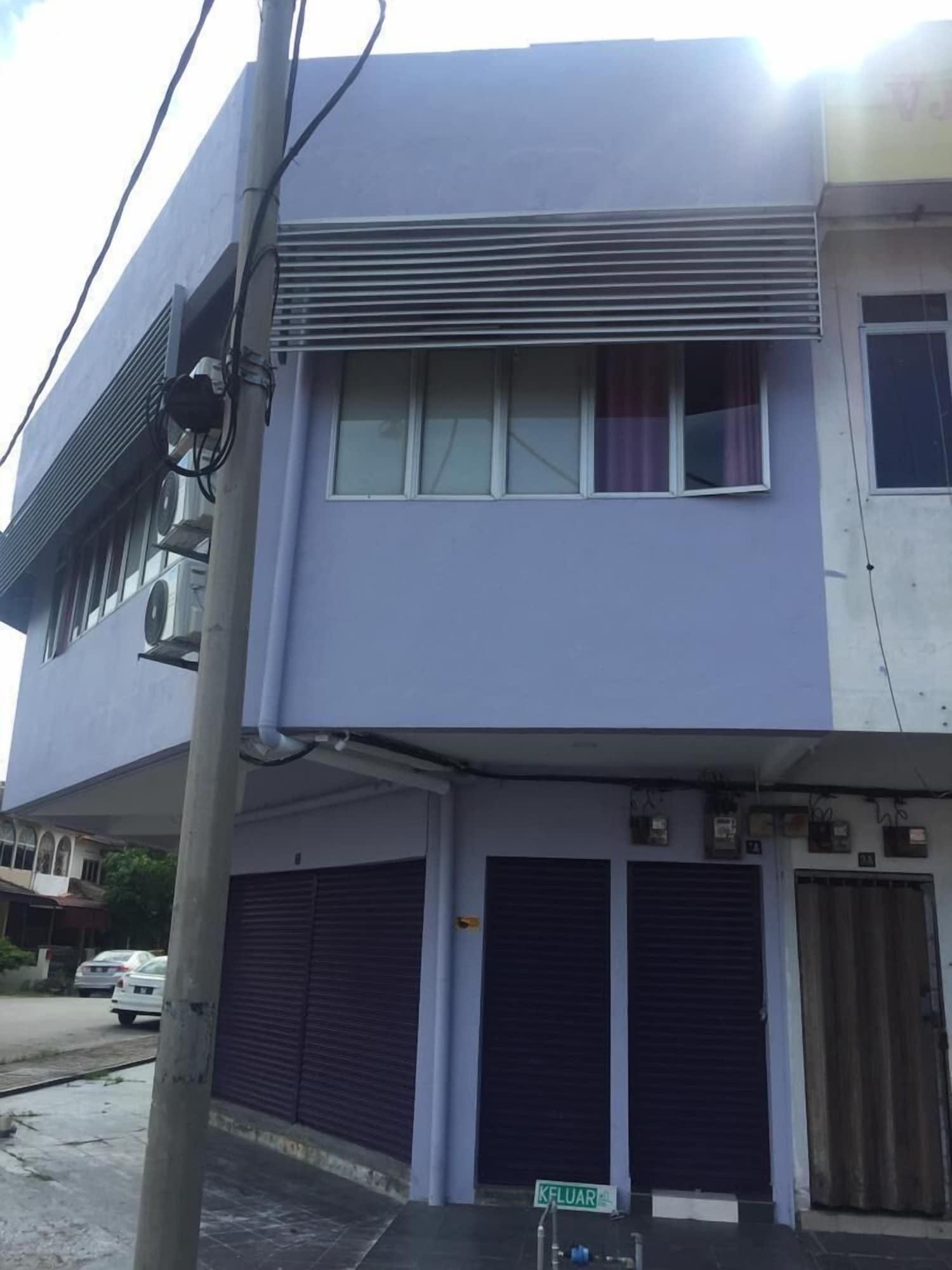 Vista Exterior Purple Dream Homestay