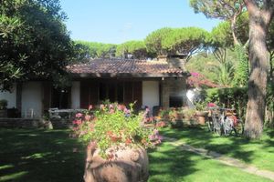 Alquiler Vacacional - House / Villa - Castiglione della Pescaia House with garden