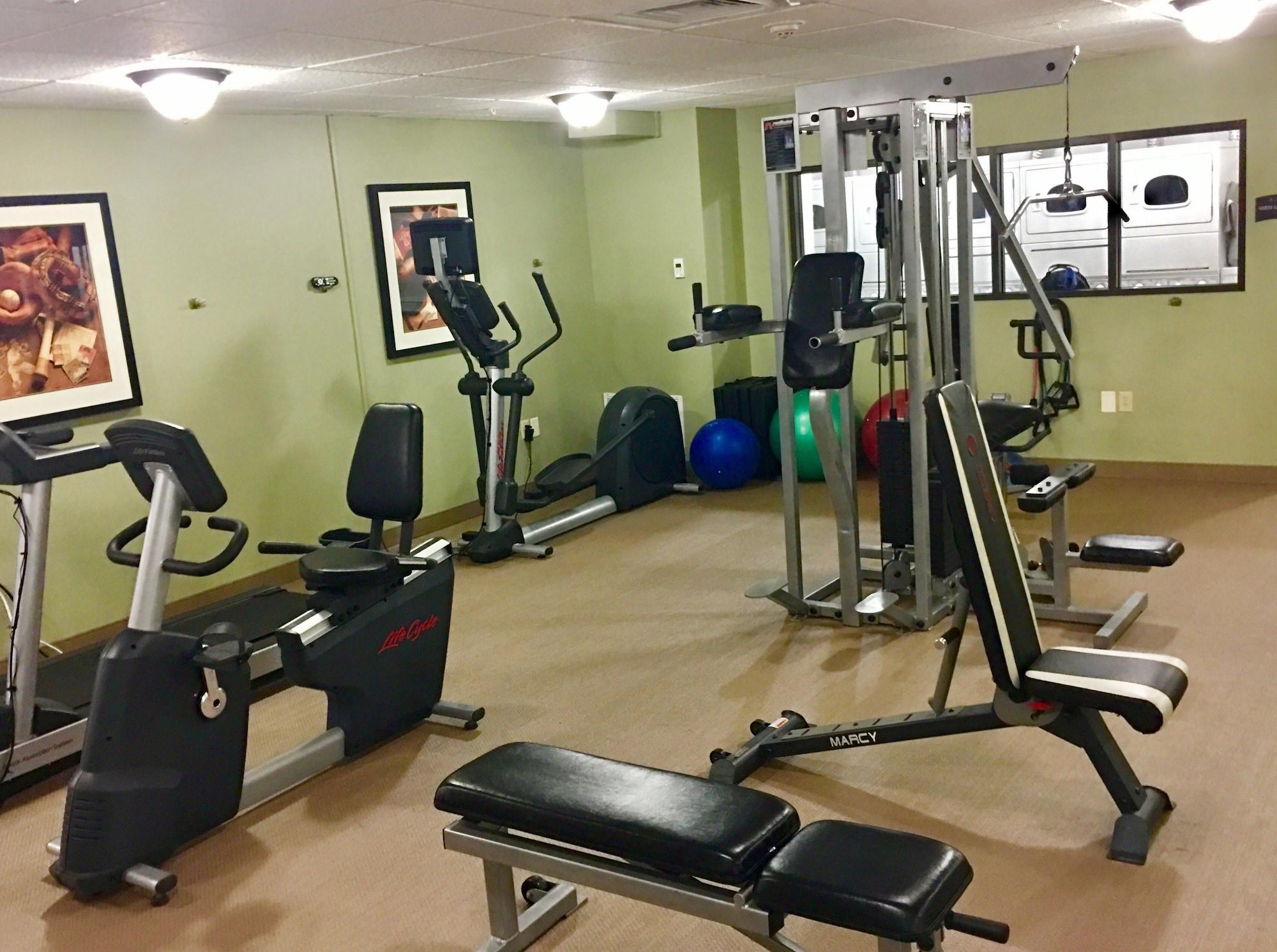 Gimnasio Staybridge Suites Great Falls by IHG