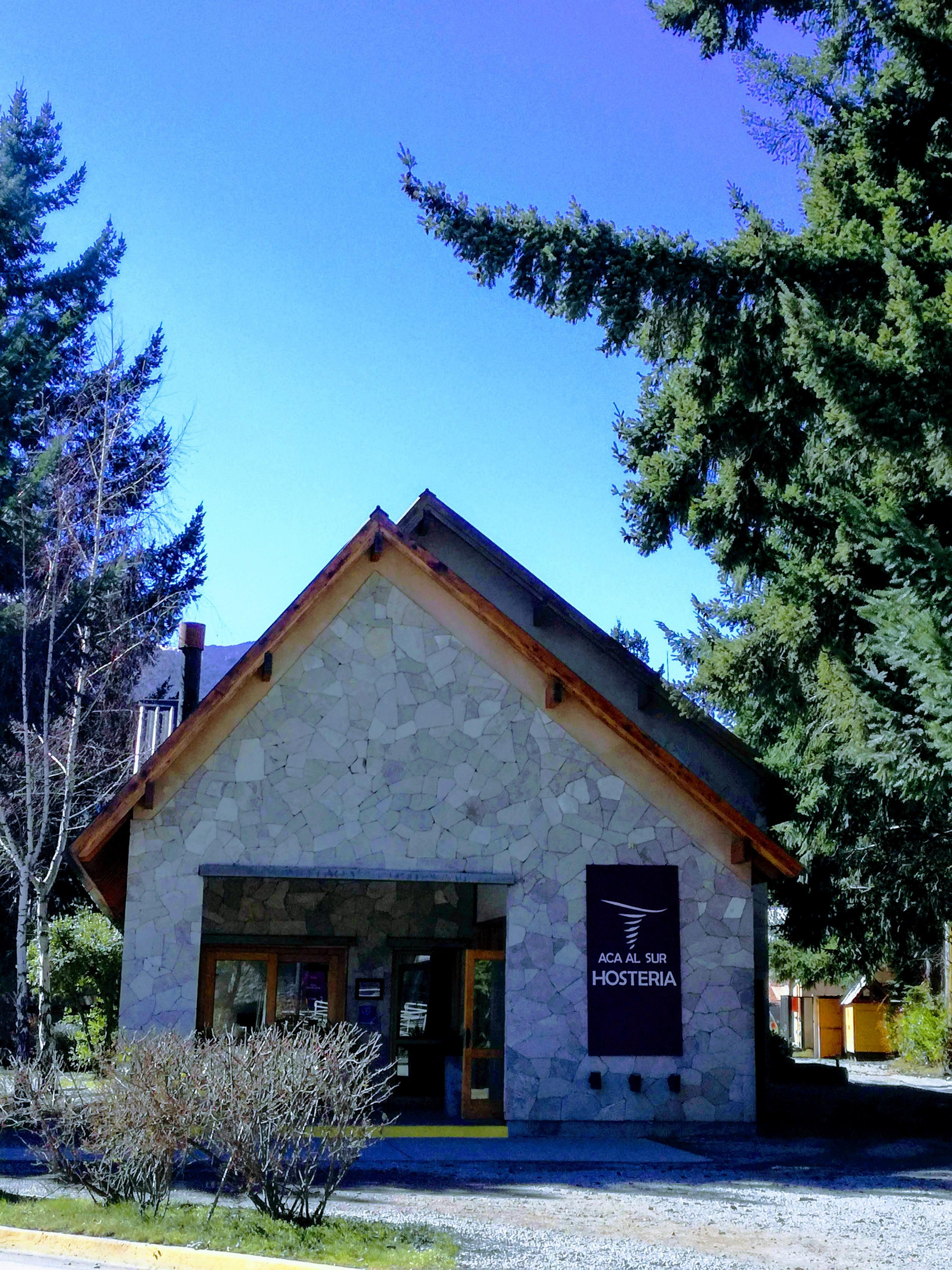 Vista Exterior Hostería ACA al Sur